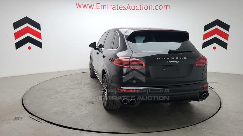 WP1ZZZ92ZFLA57300 2015 Porsche Cayenne S photo 6