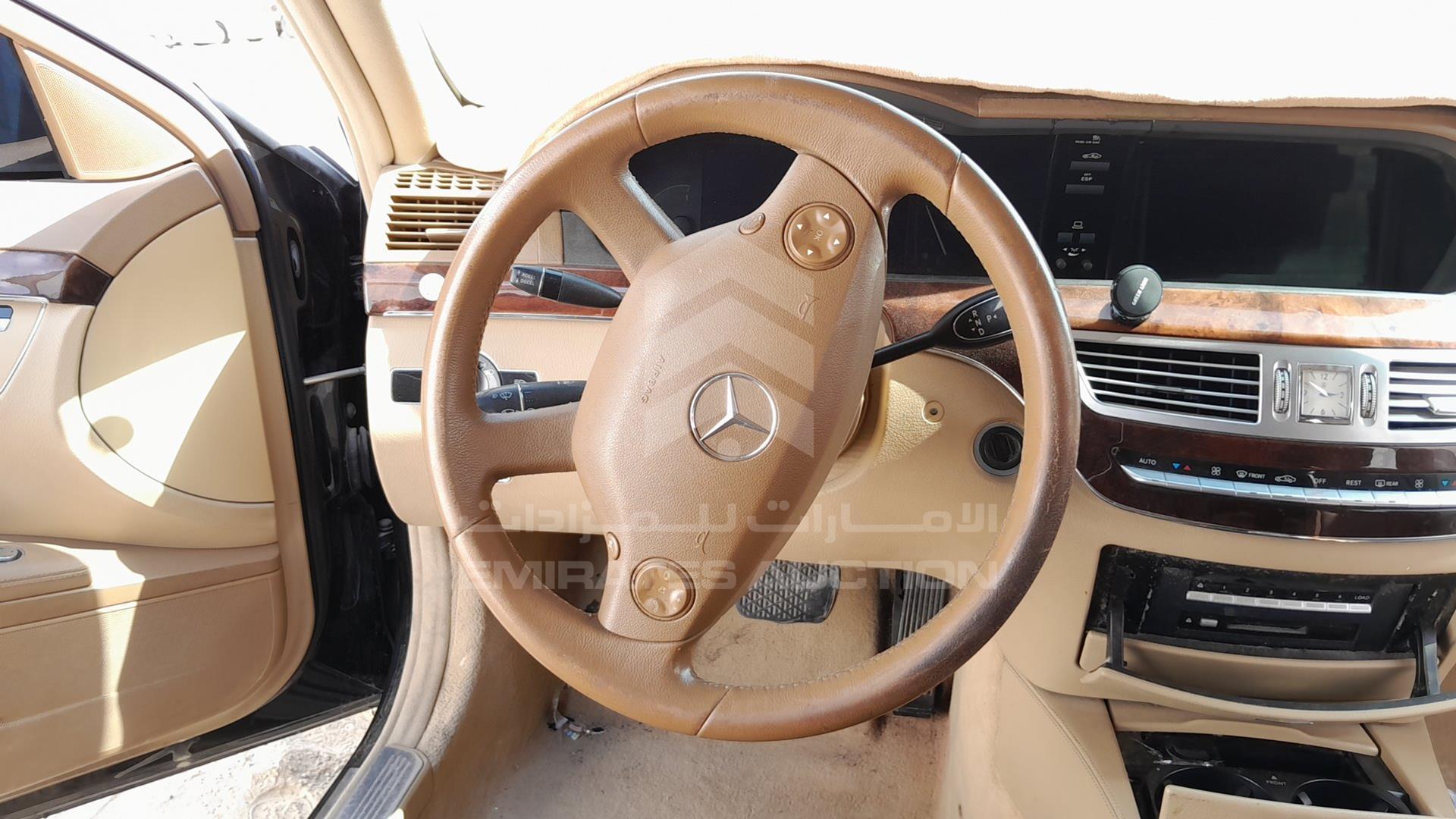 2007 MERCEDES S 500 VIN: WDDNG71X77A124170