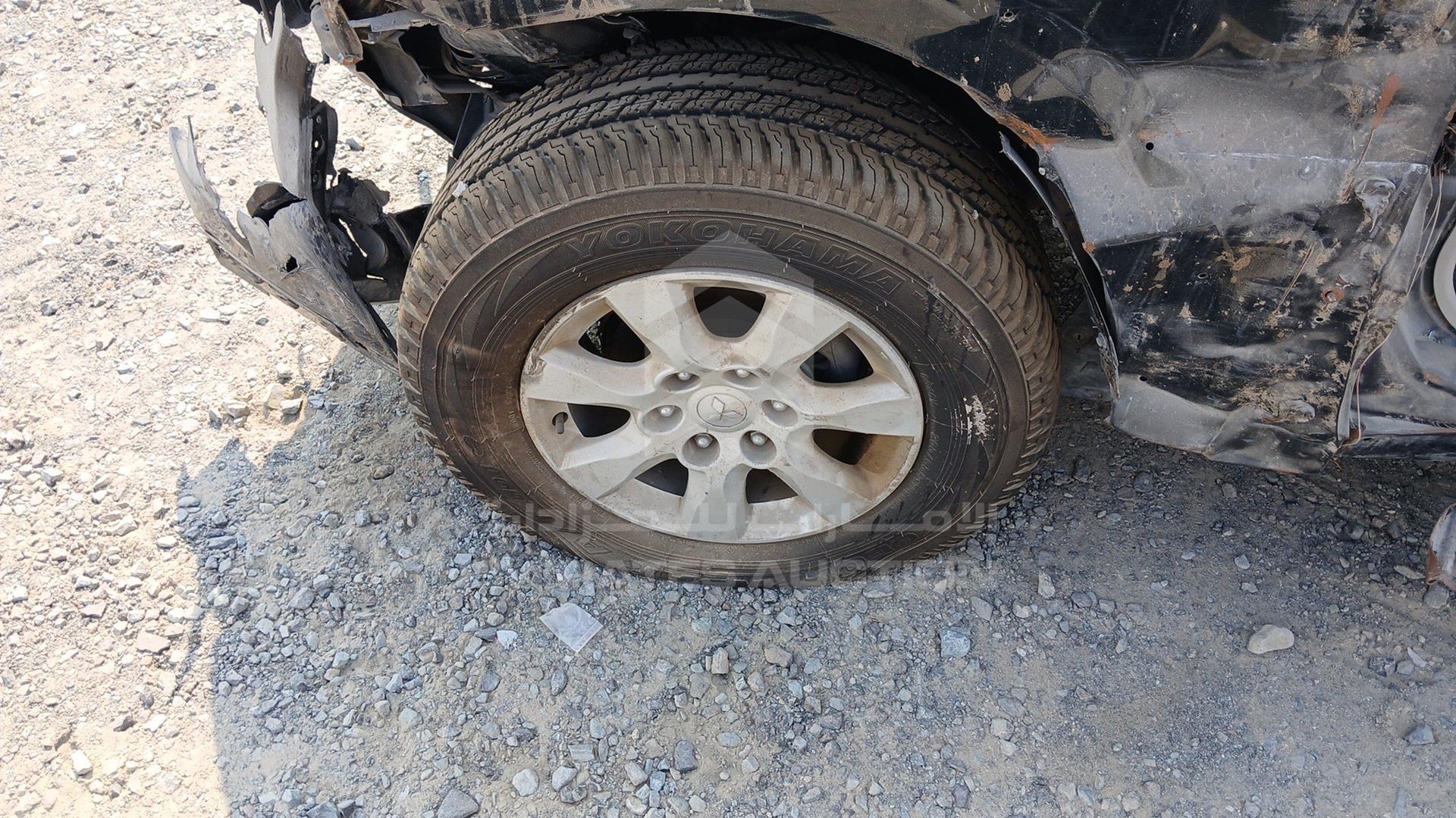 2012 MITSUBISHI PAJERO VIN: JMYLRV95WCJ707989