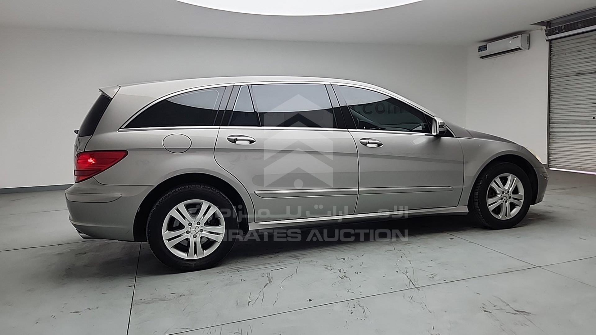2006 MERCEDES R500 VIN: WDC2511751A008550