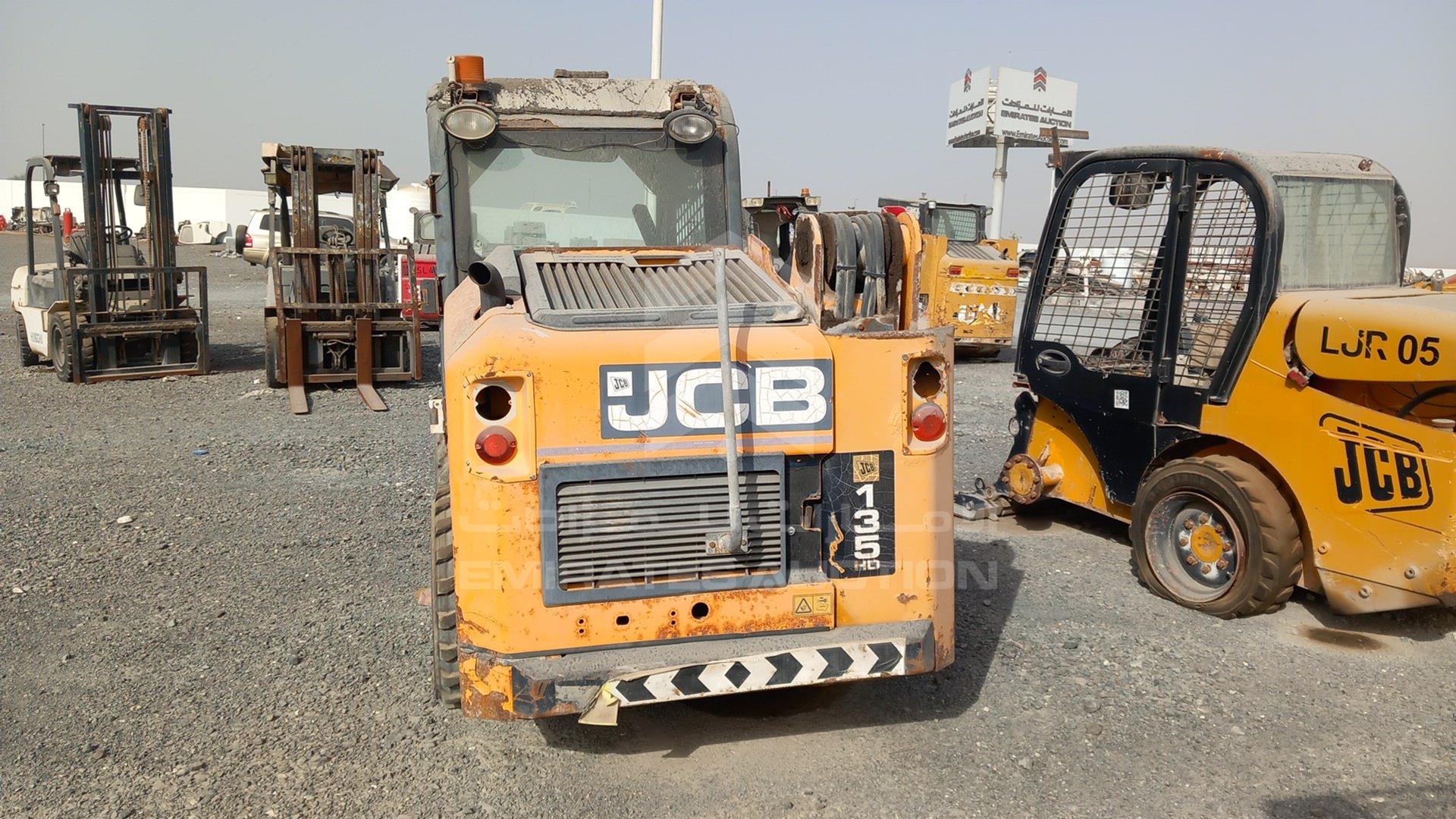 2017 JCB 135HD VIN: HAR135WSE02431981
