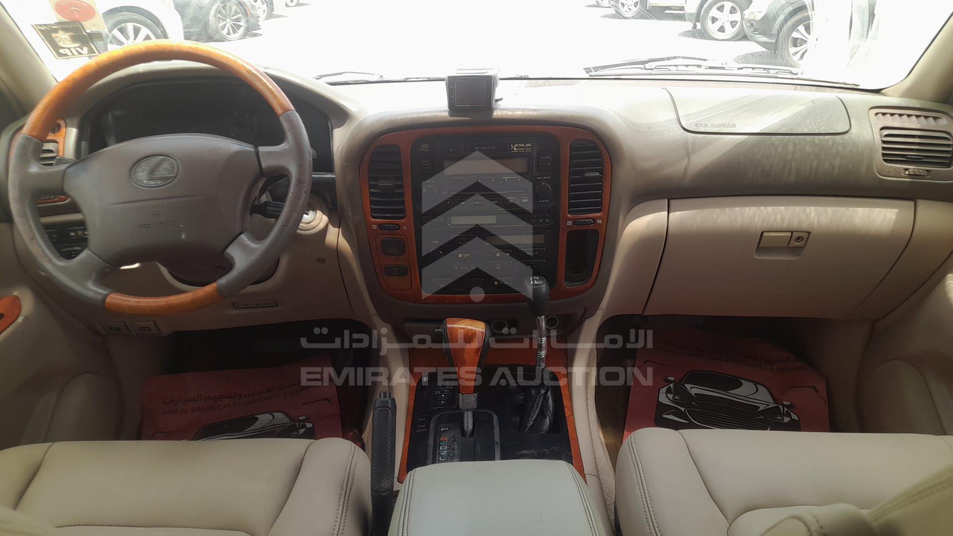 2000 LEXUS LX 470 VIN: JT6HT00W5Y0101679