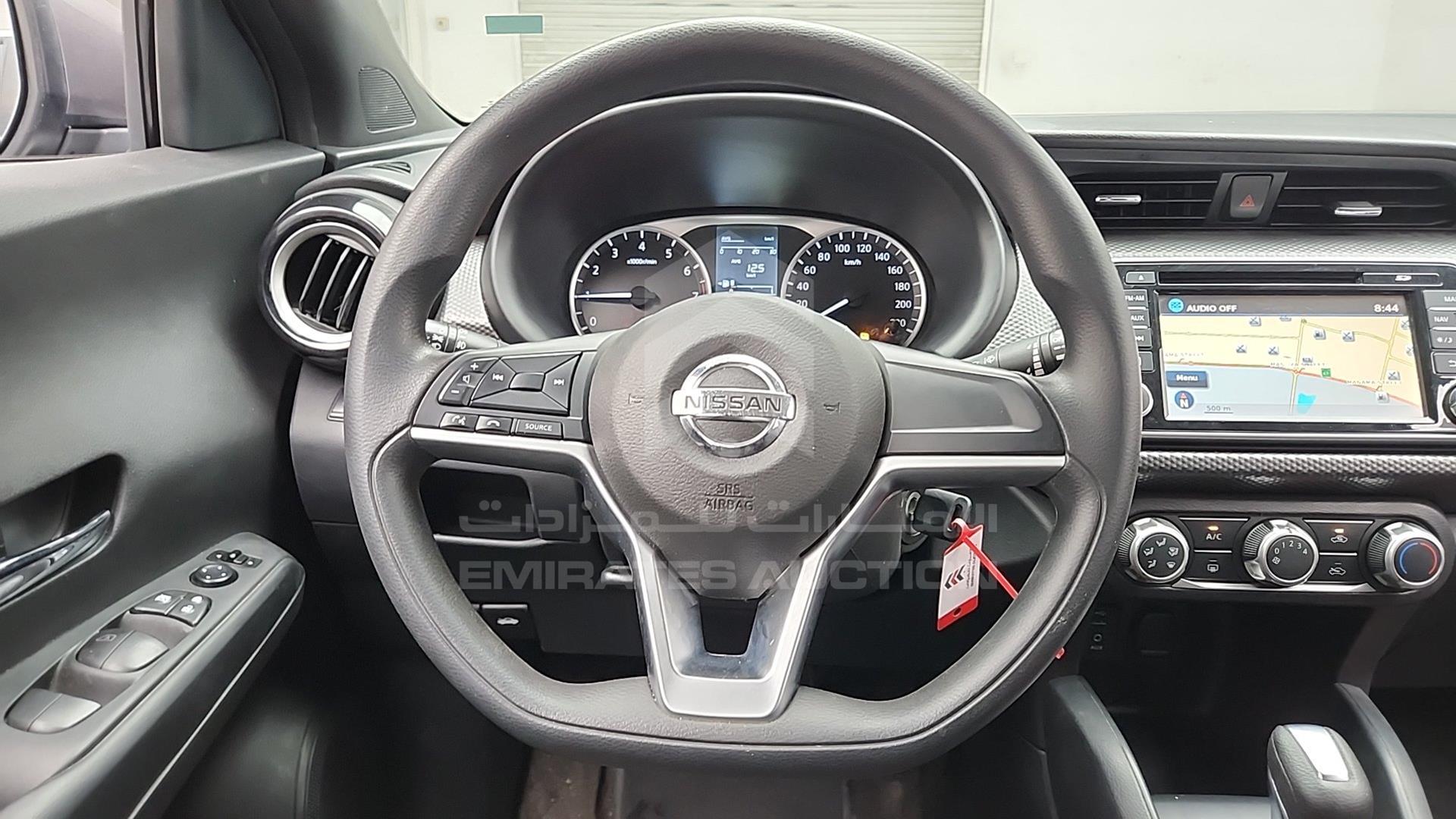 2020 NISSAN KICKS VIN: 3N1CP5C97LL521937