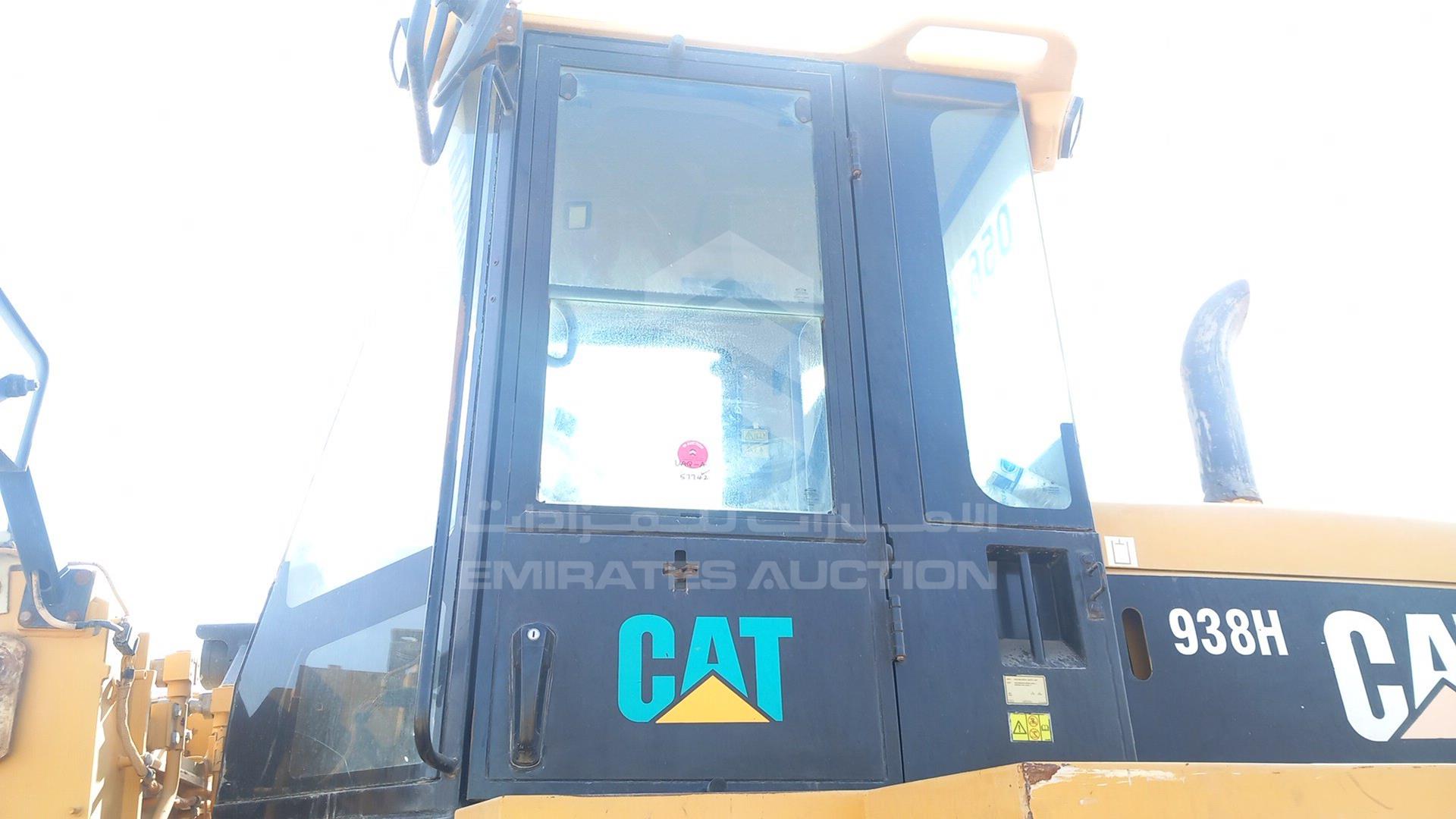 2015 CATERPILLAR 938H VIN: CAT0938HKMCC00594