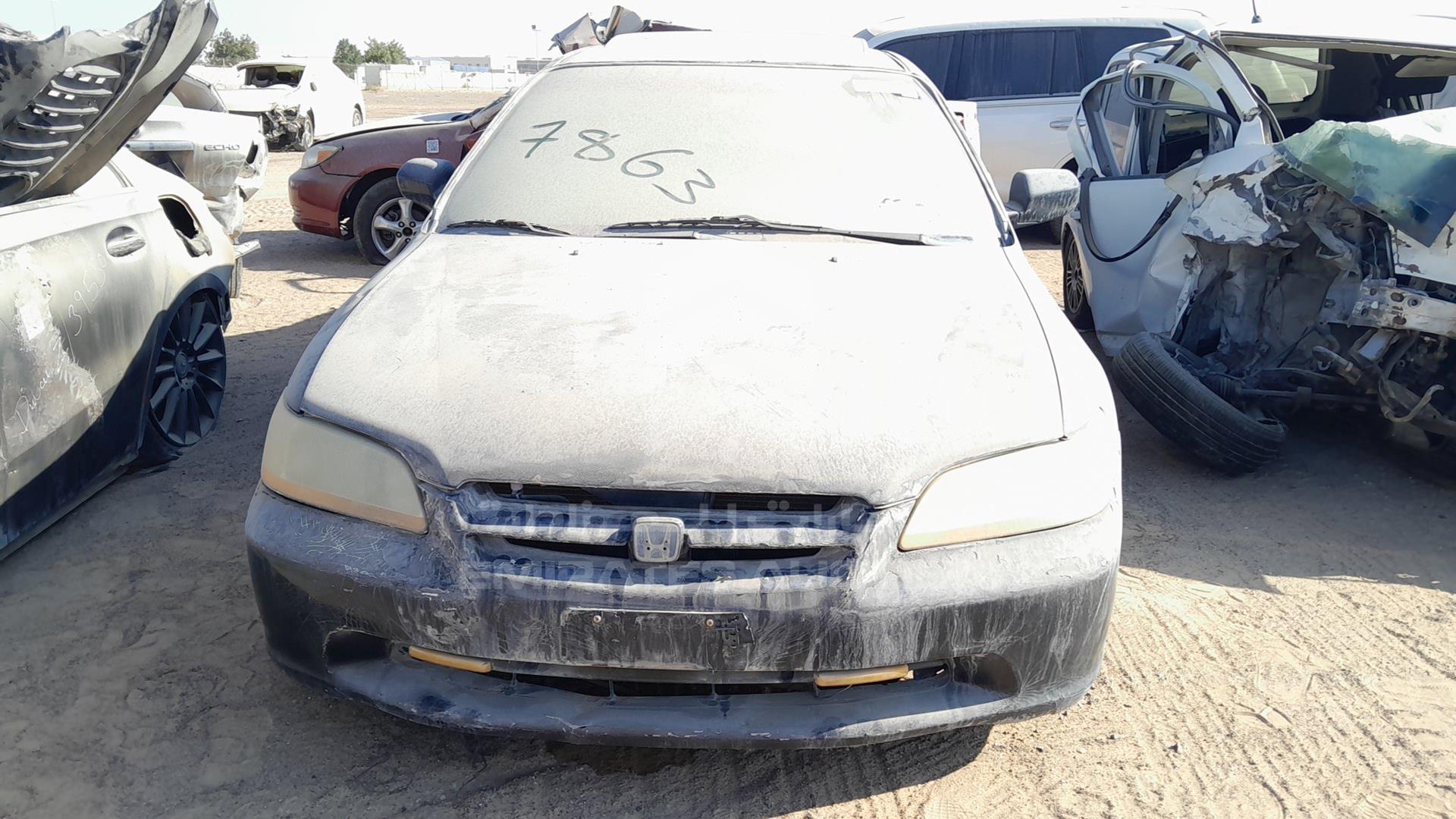 1998 HONDA ACCORD VIN: 1HGCG165XWA012937