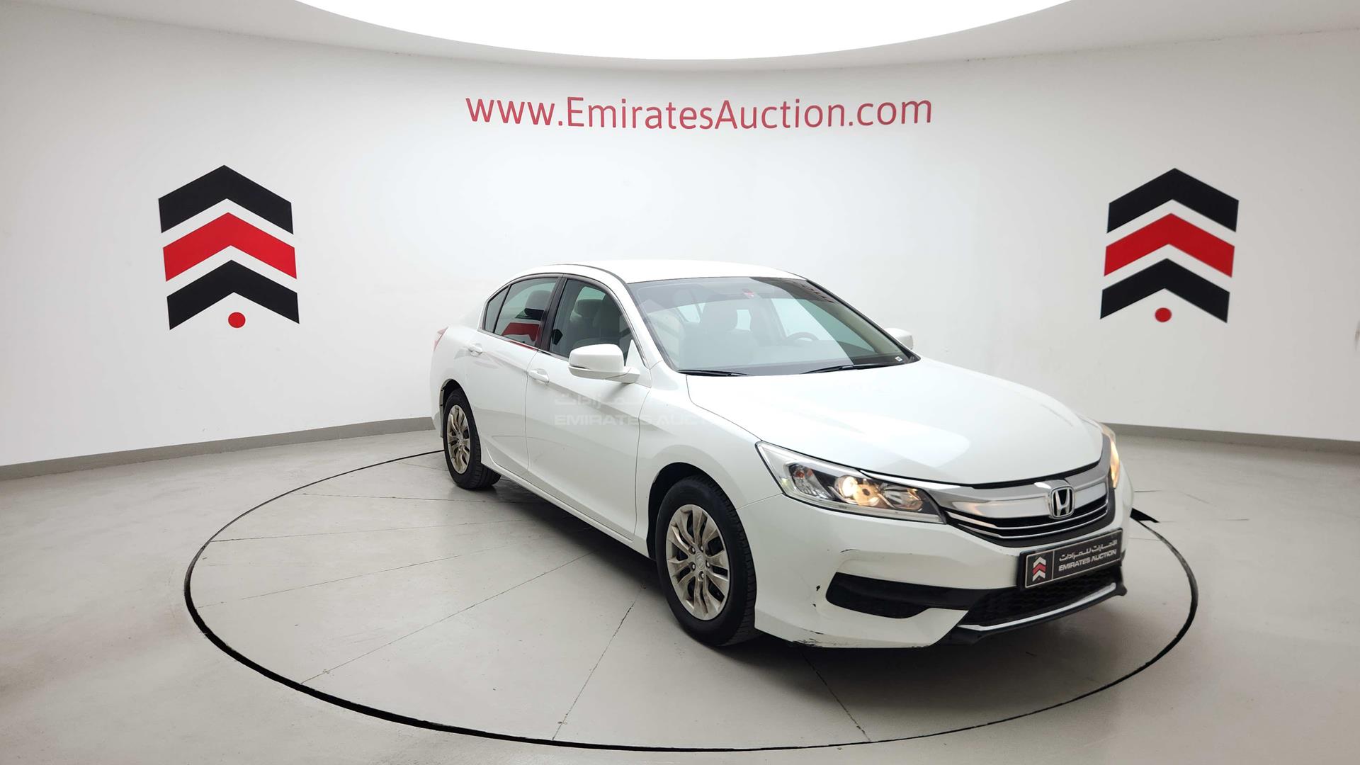 2017 HONDA ACCORD VIN: 1HGCR261XHA618318