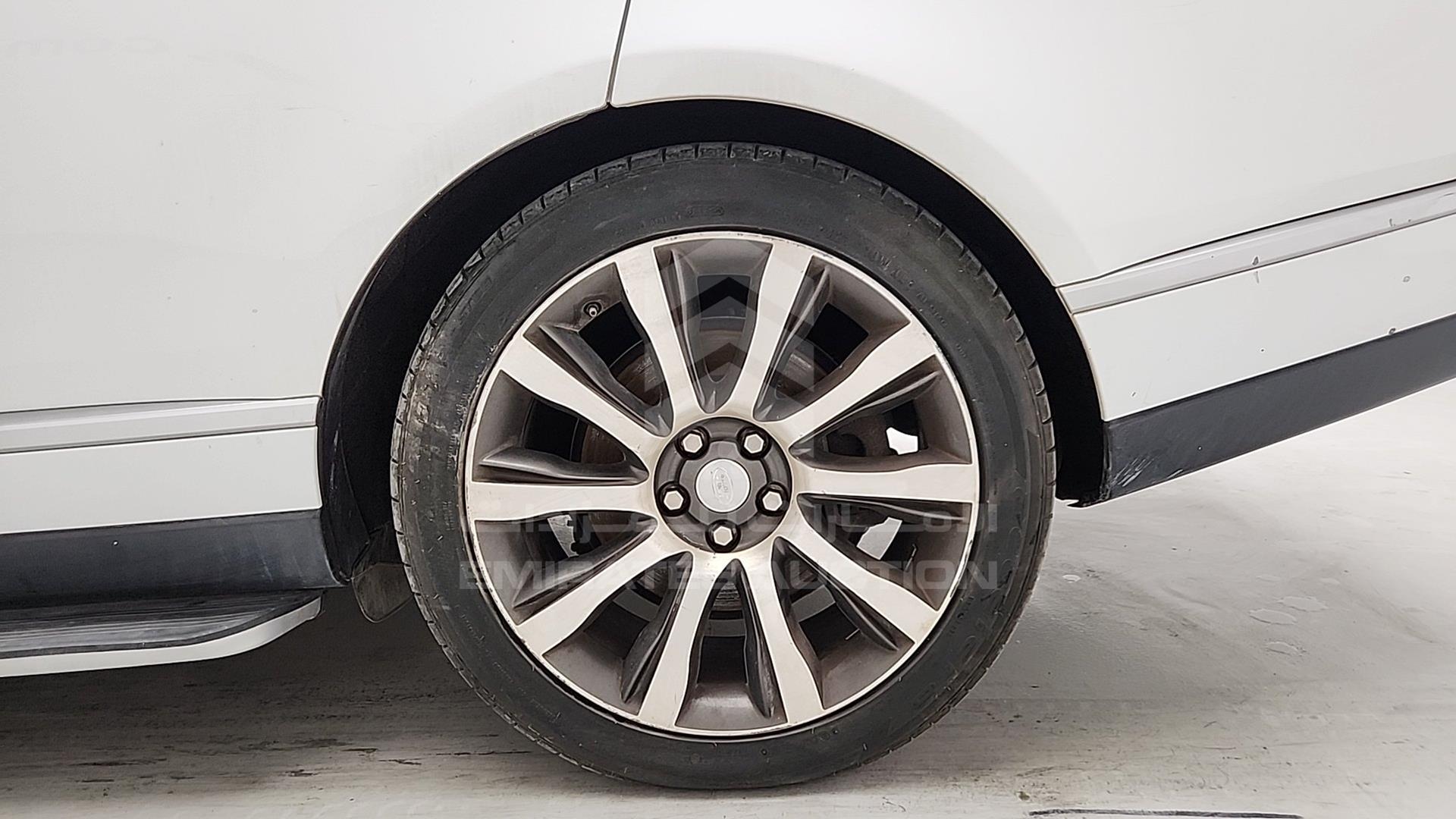 2016 RANGE ROVER HSE VIN: SALGA2DFXGA302883