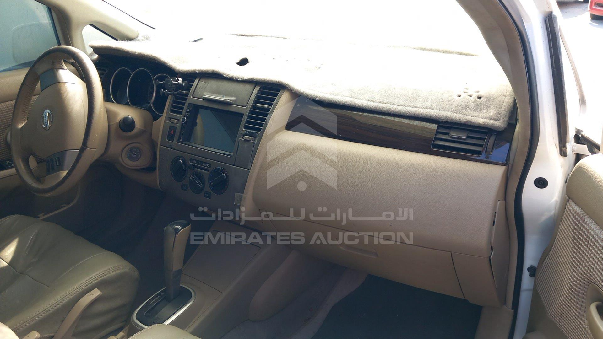 2011 NISSAN TIIDA VIN: 3N1BC1A80BL384686