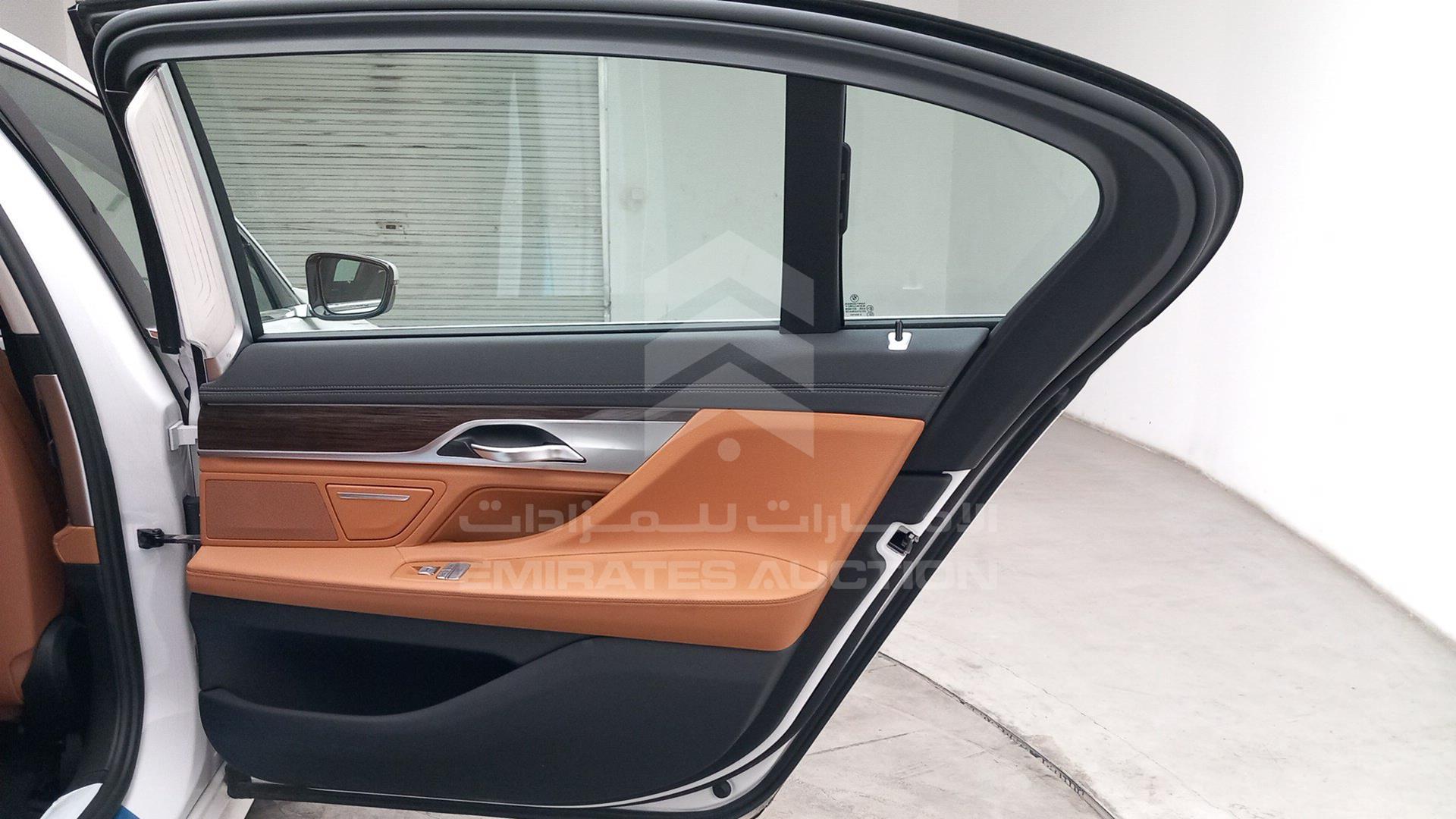 2017 BMW 740 LI VIN: WBA7E2108HG409051