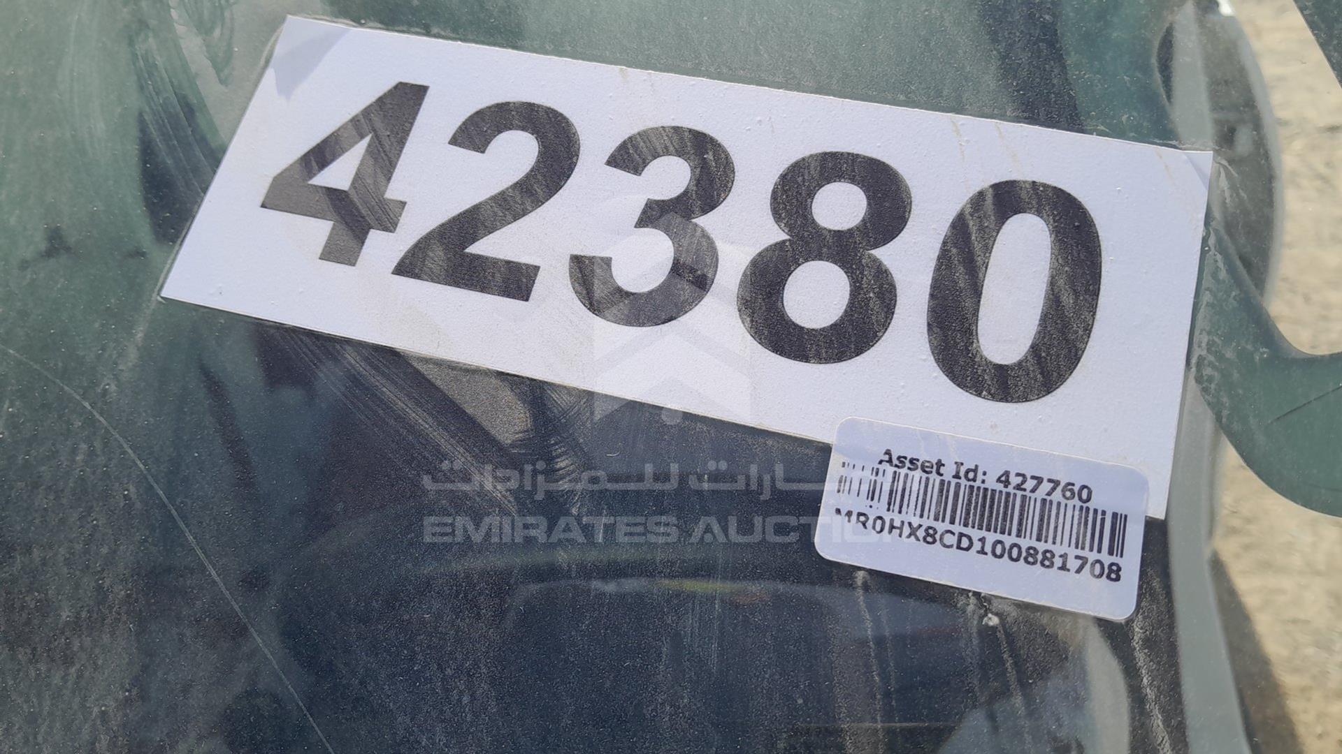 0 TOYOTA HILUX VIN: MR0HX8CD100881708