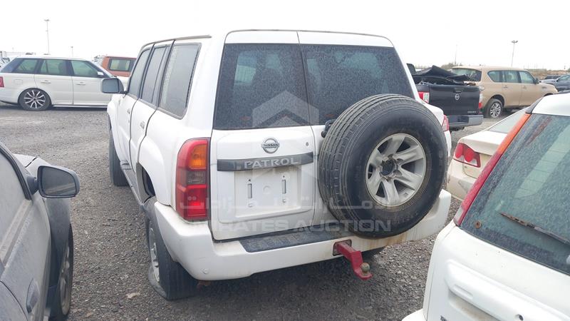 JN8FY15Y48X562059 Auction: EmiratesAuction Lot: 414843 JN8FY15Y48X562059 Nissan Patrol 2008 WHITE Photo 7