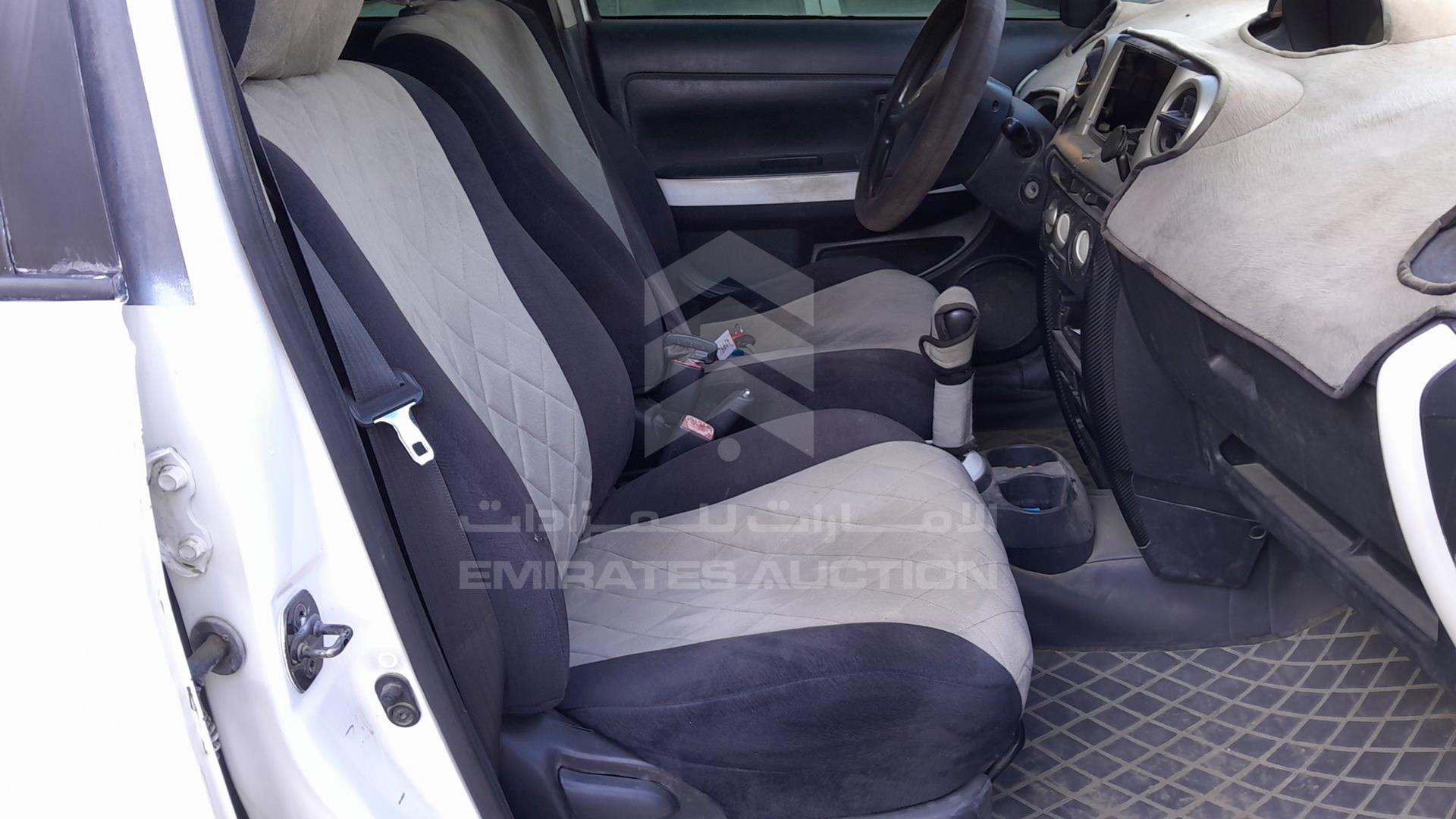 2004 TOYOTA XA VIN: JTDKT623440064610