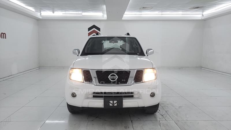 5N1AR1N8XBC629793 Auction: EmiratesAuction Lot: 405707 5N1AR1N8XBC629793 Nissan Pathfinder 2011 WHITE Photo 1