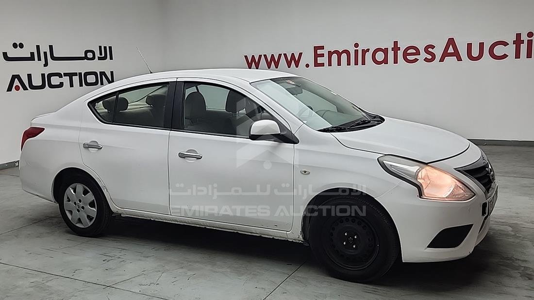 نيسان صني 2021 — الزاوية الأمامية اليمنى — صورة 9