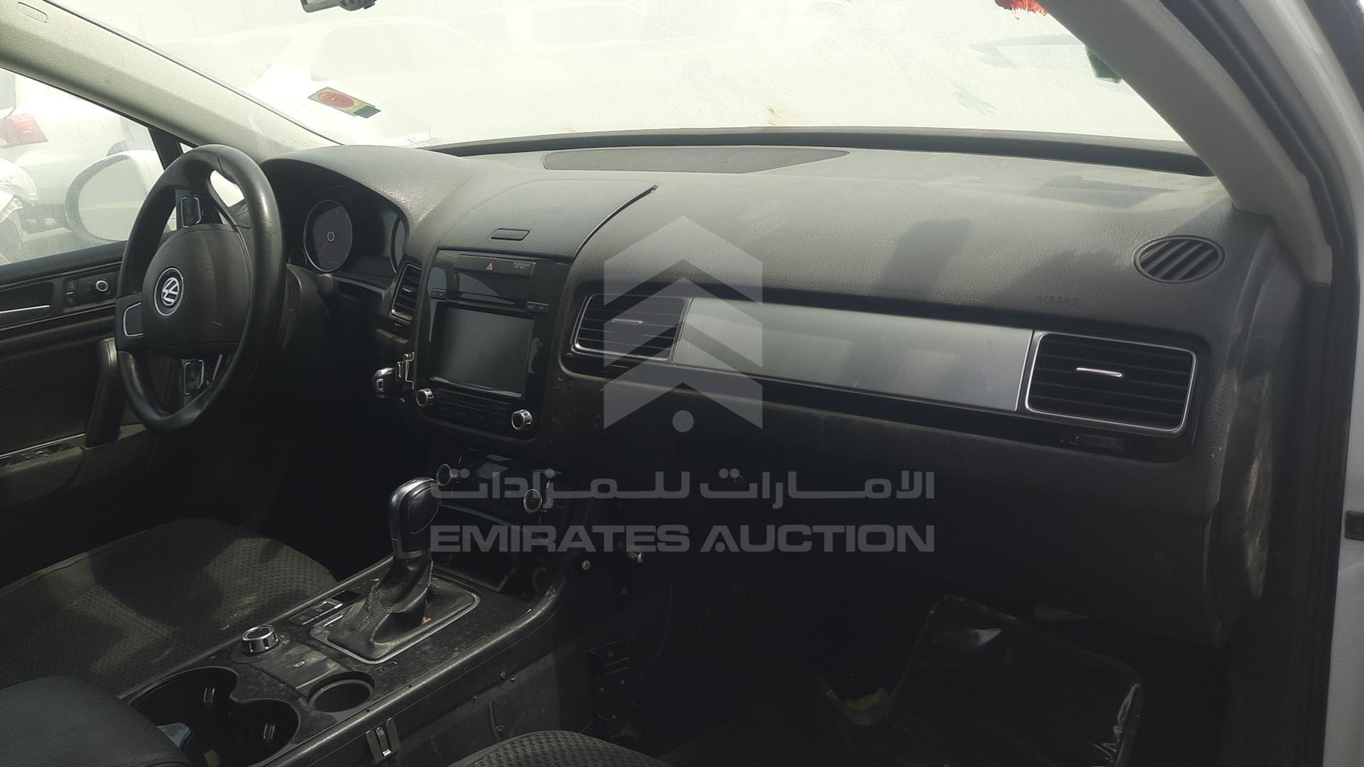 2013 VOLKSWAGEN --- VIN: WVGBC2BP8DD000215