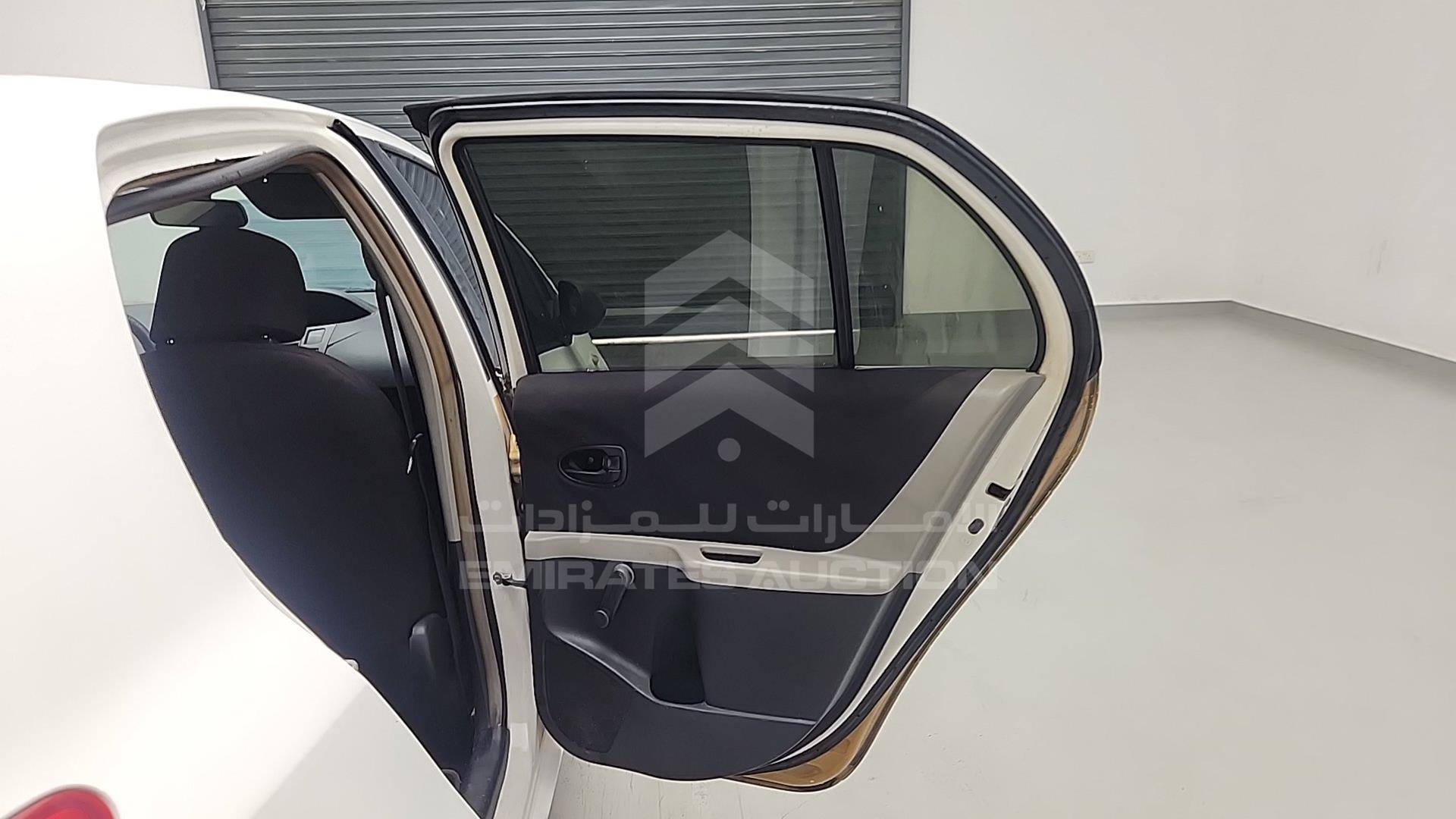 2007 TOYOTA YARIS VIN: JTDKW923275045523