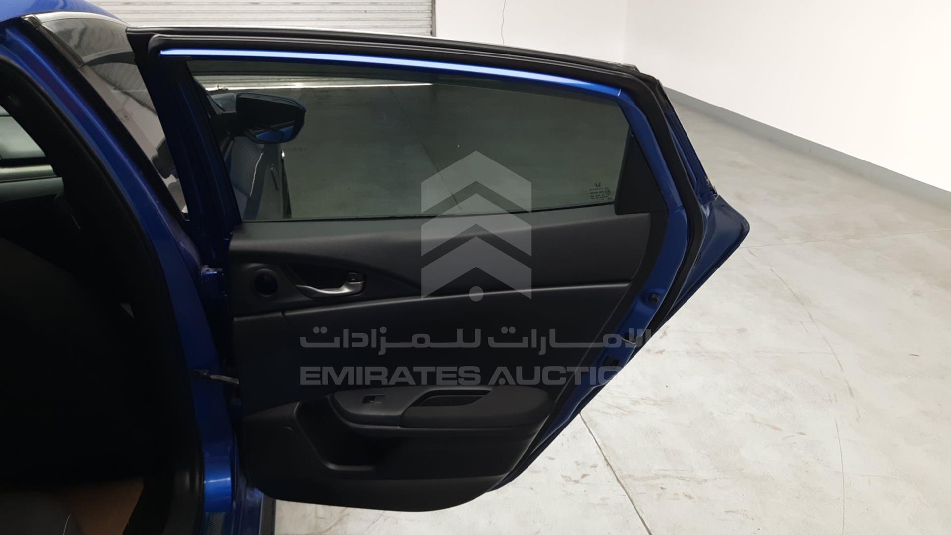 2017 HONDA CIVIC VIN: SHHFK7H44HU211587