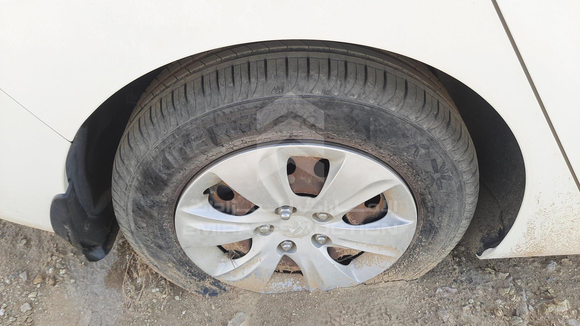 2012 HYUNDAI ELANTRA VIN: KMHDG41C0CU264891