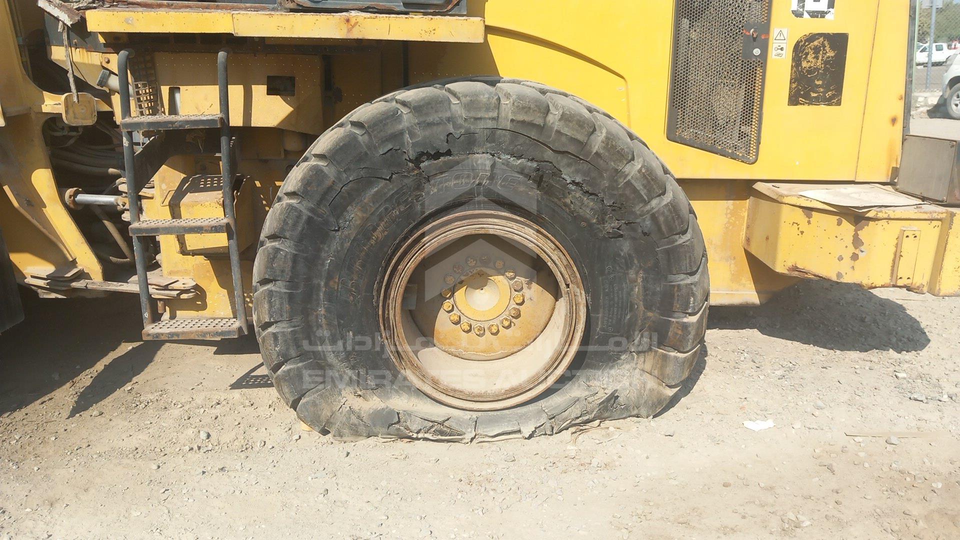 2001 CATERPILLAR 938G VIN: 6WS02757