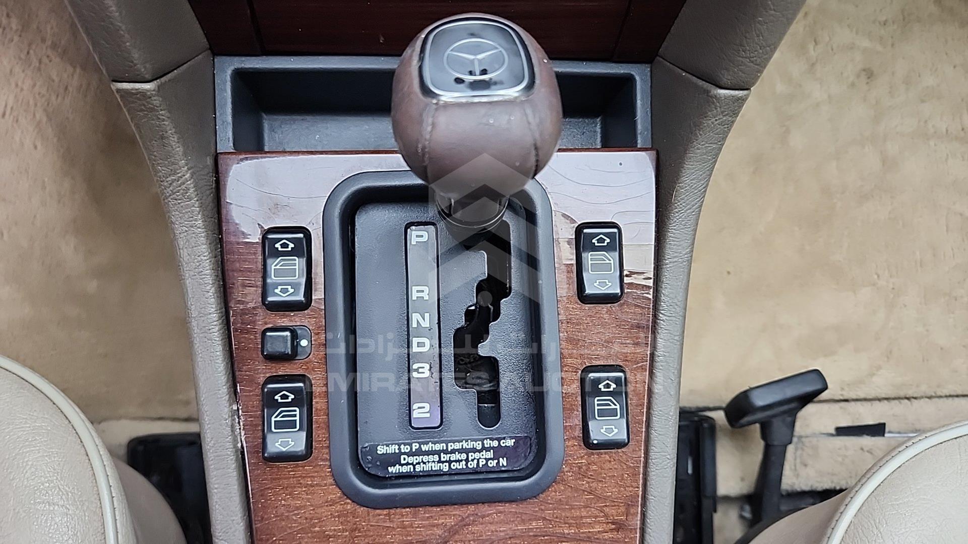 1995 MERCEDES C 220 VIN: WDBHA22E8SF311310