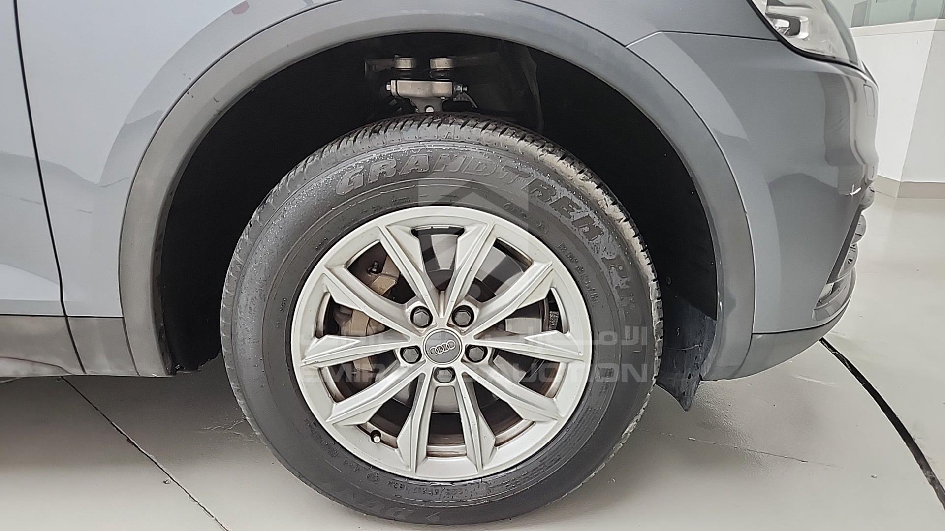 2018 AUDI Q5 VIN: WA1ZZZFY9J2129028