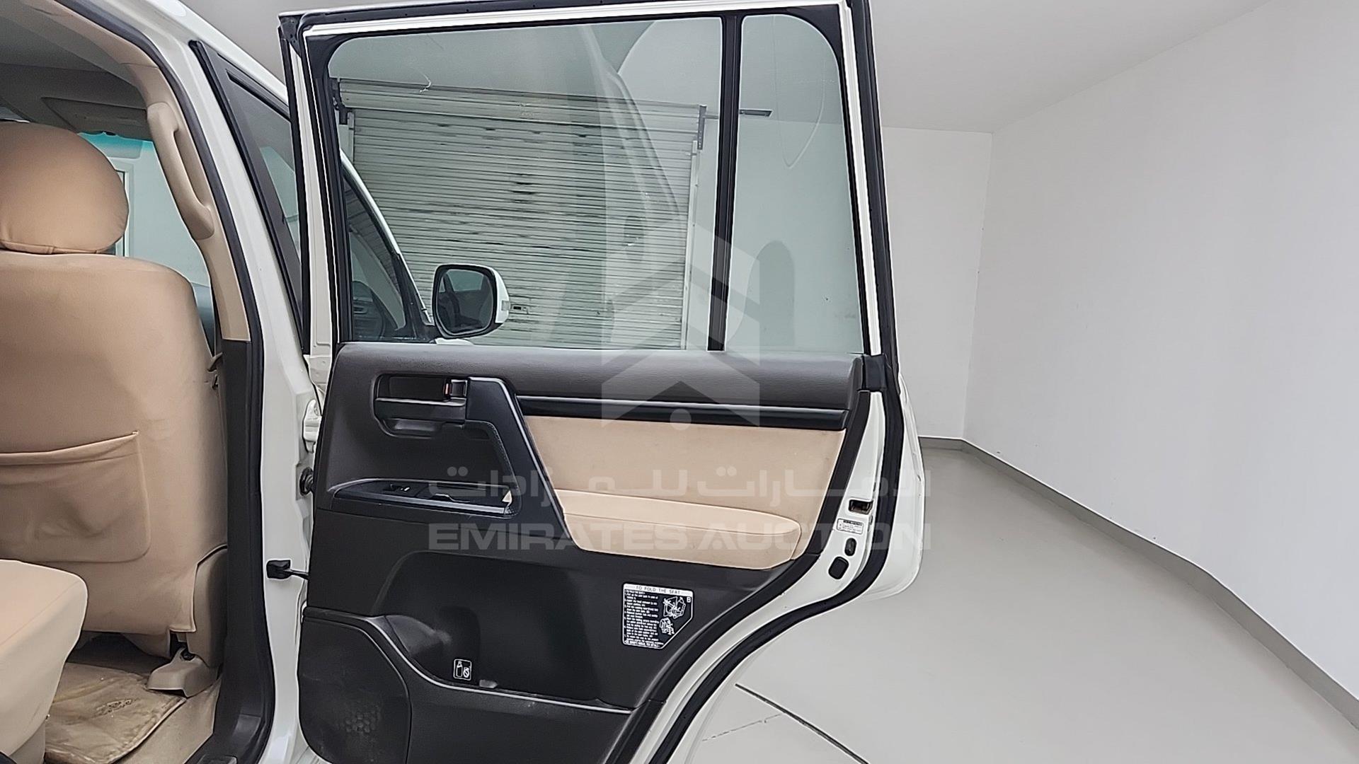 2010 TOYOTA LAND CRUISER VIN: JTMHU09J8A5031360