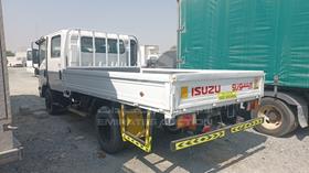 2015 Isuzu NPR — Rear Left Angle — Photo 6 — Thumbnail