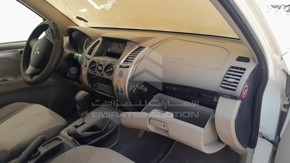 2009 Mitsubishi Pajero — Front Right Passenger Dashboard View — Photo 23