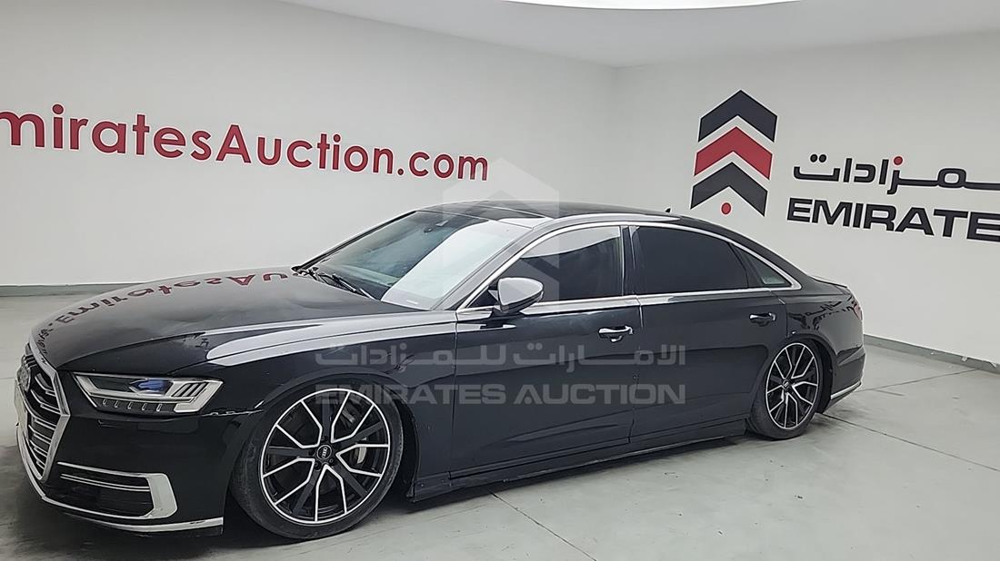 اودي A8 2020 — الزاوية الأمامية اليسرى — صورة 6
