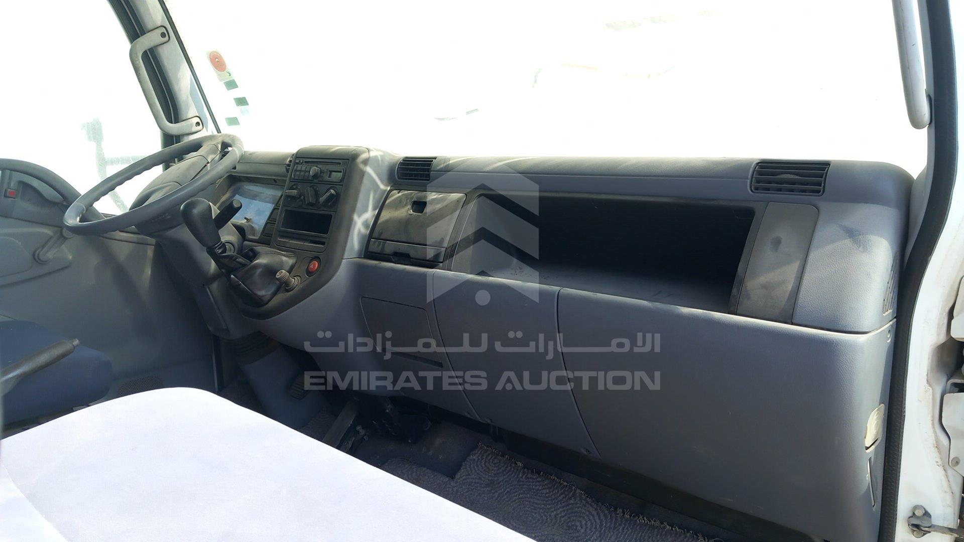2011 MITSUBISHI CANTER VIN: JL7BCE1J3BK015073
