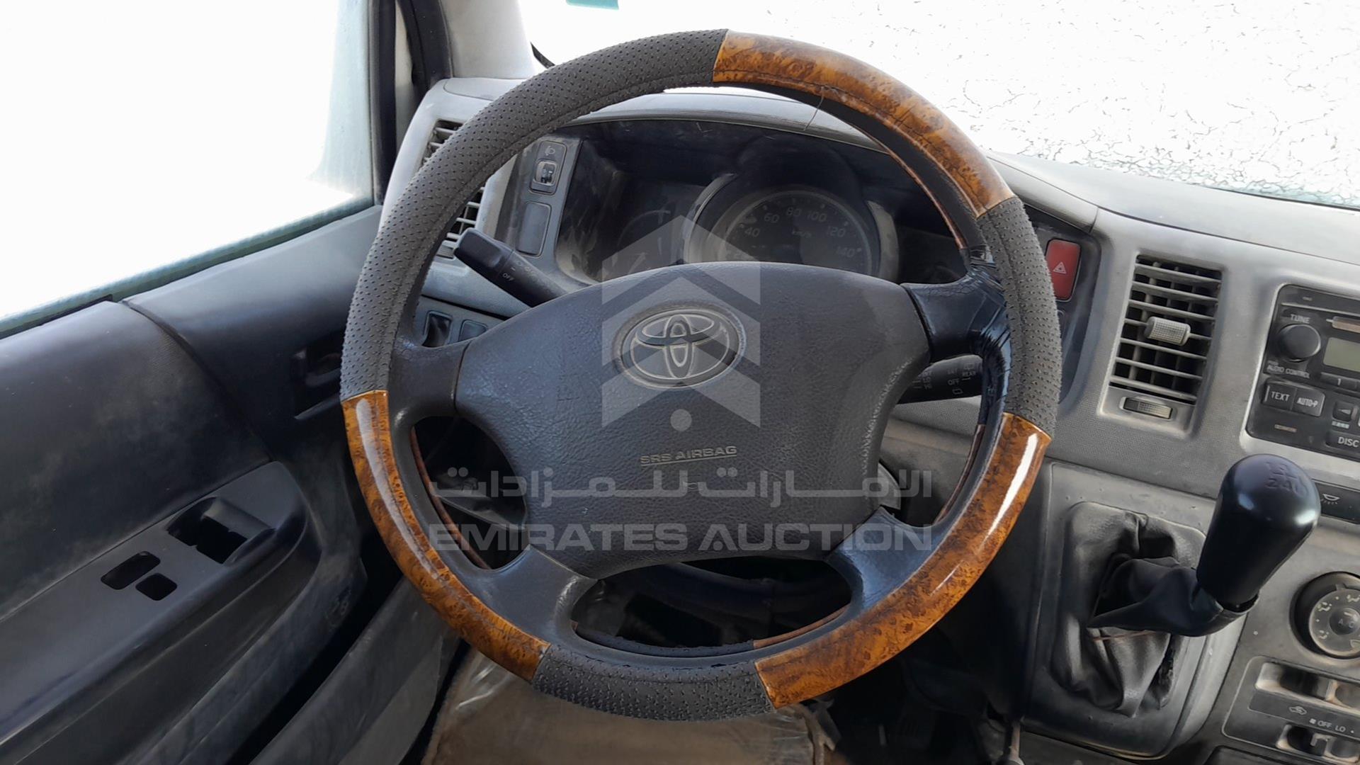 2007 TOYOTA HIACE VIN: JTGJX02P870010864