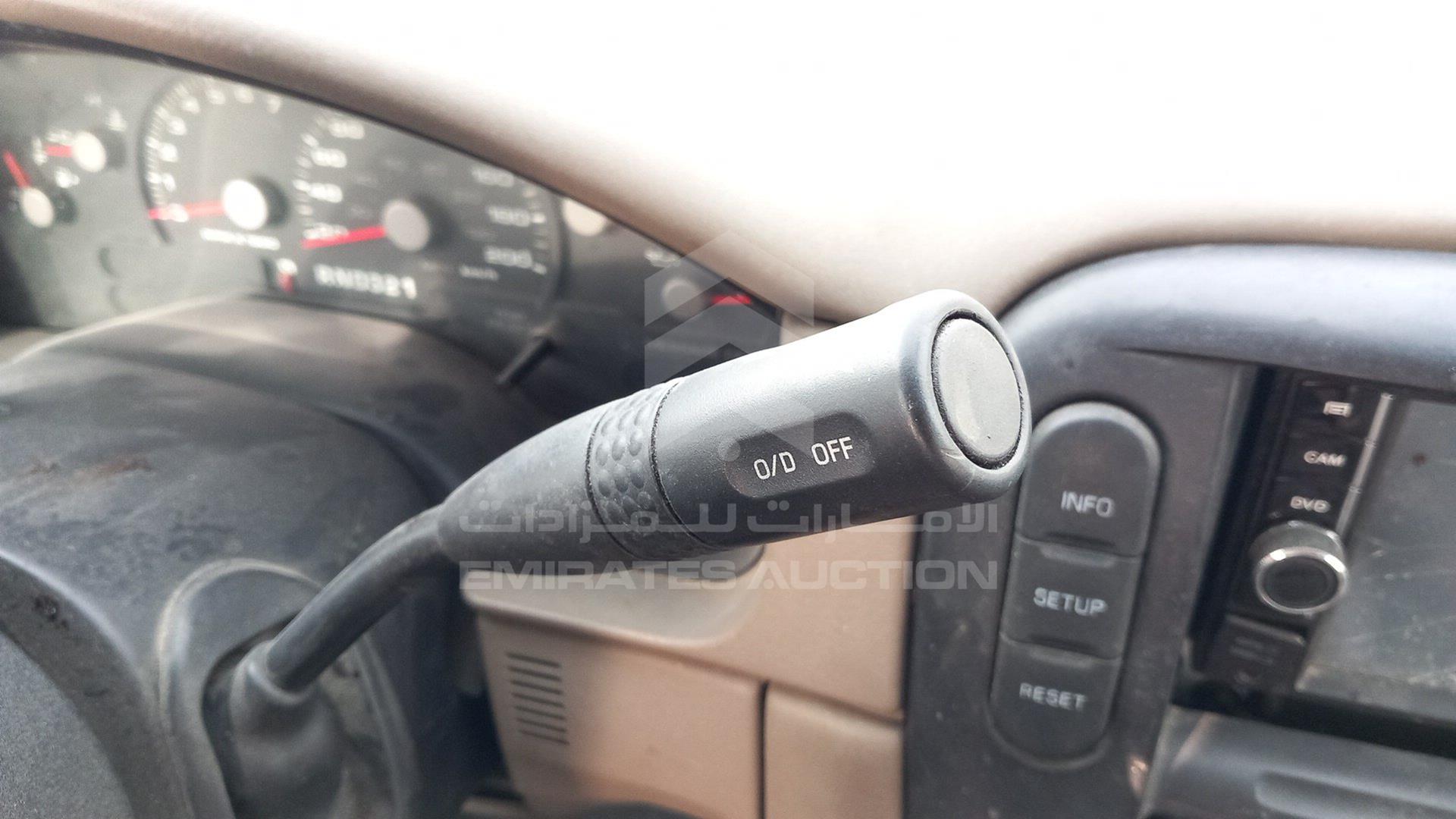 2005 FORD EXPLORER VIN: 1FMZU72E45ZA34289