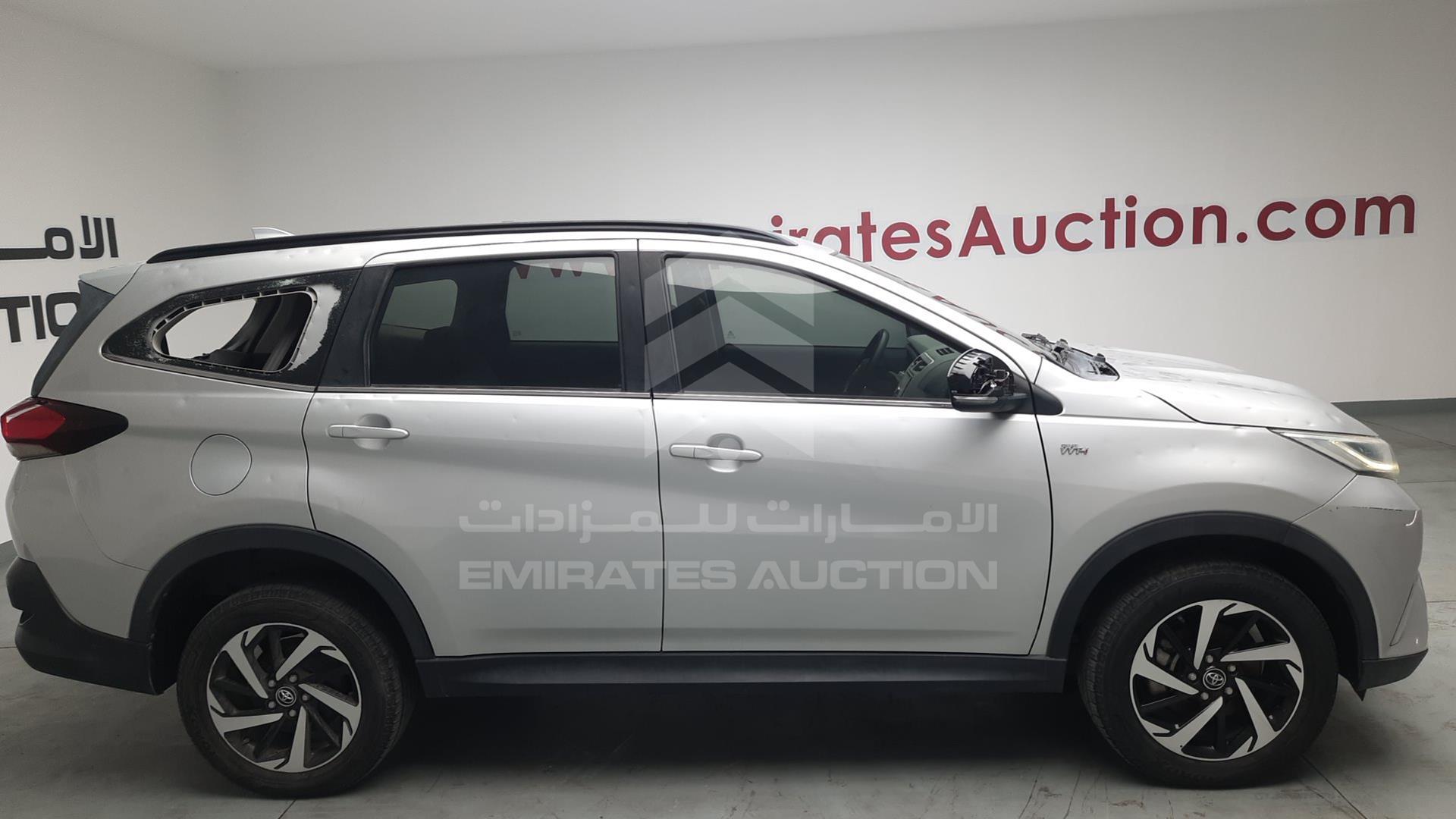 2019 TOYOTA RUSH VIN: MHKEF8BF0KK003403