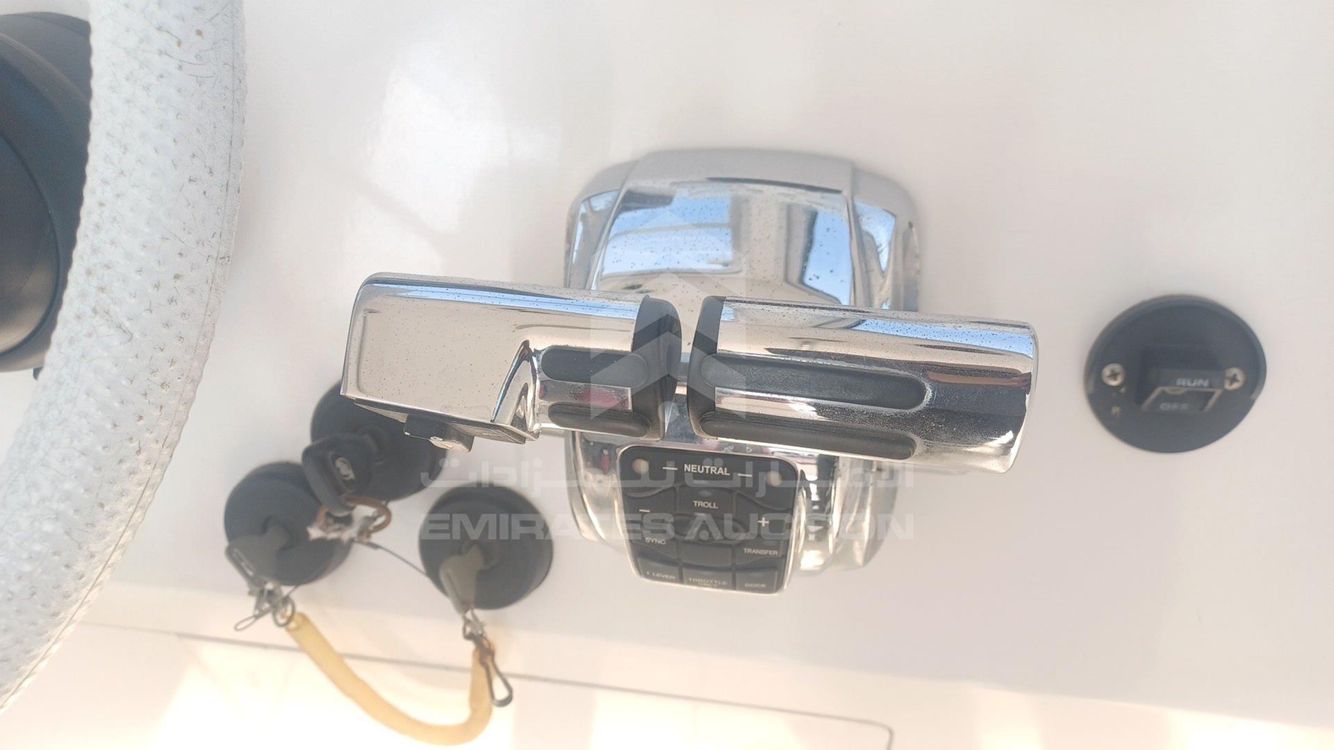 2009 BOAT + TROLLEY --- VIN: UB42F84AL111509