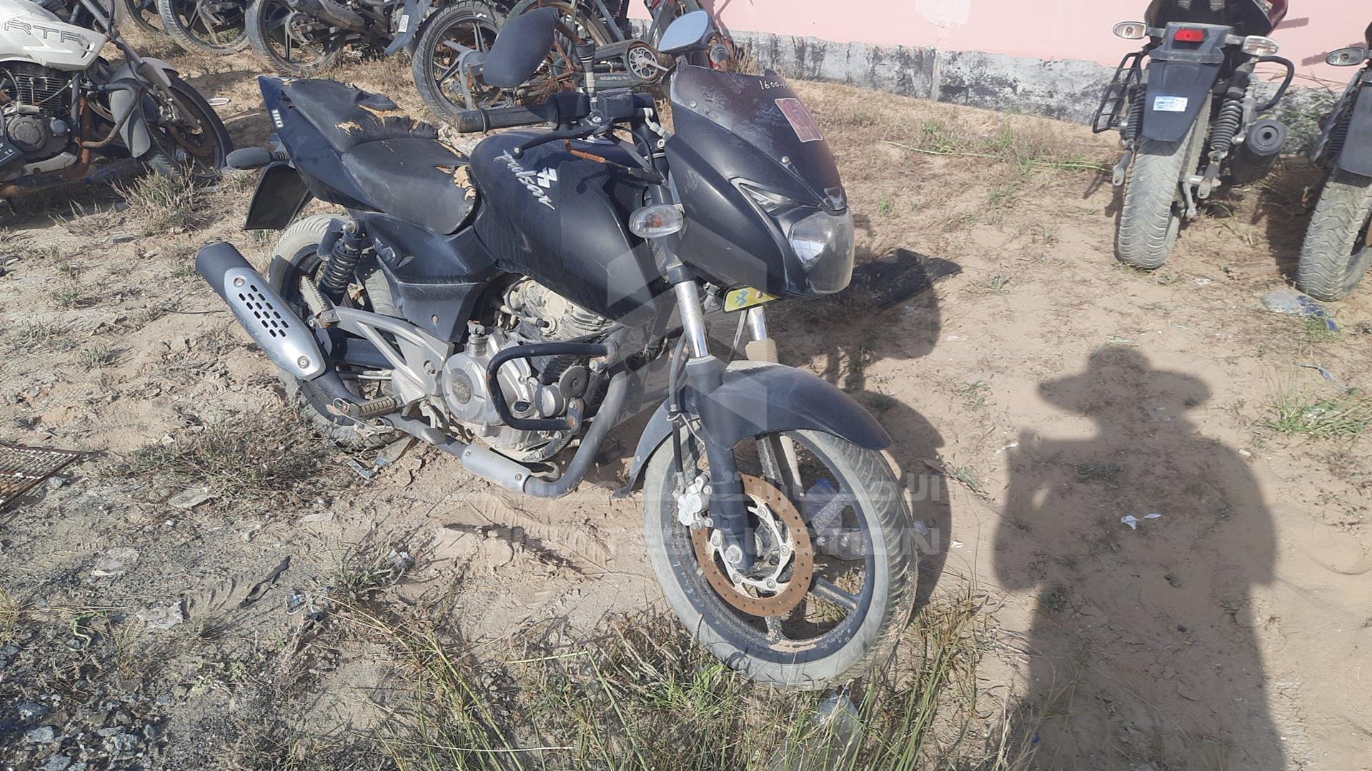 2014 BAJAJ PULSAR 180CC VIN: MD2A12DZ2ECC02086