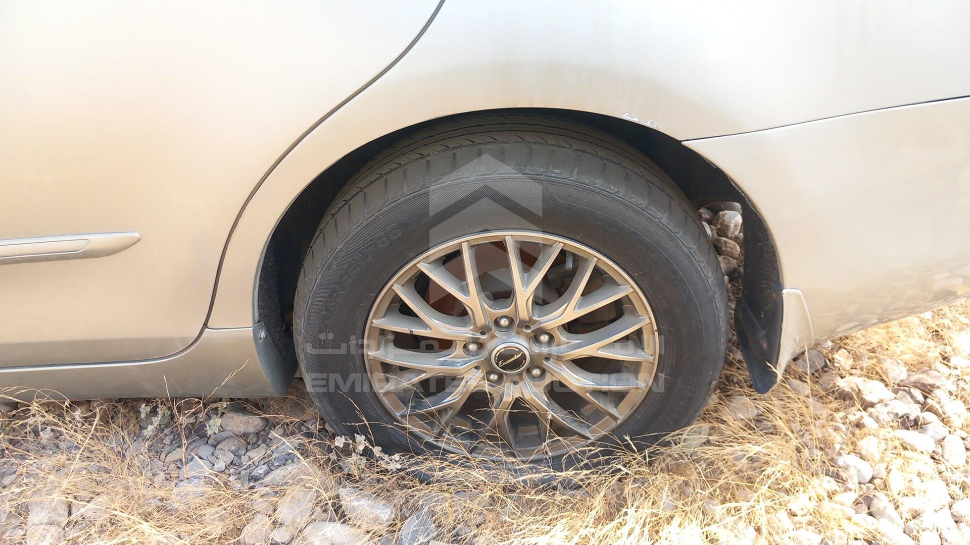 2008 TOYOTA CAMRY VIN: 6T1BE42KX8X492880