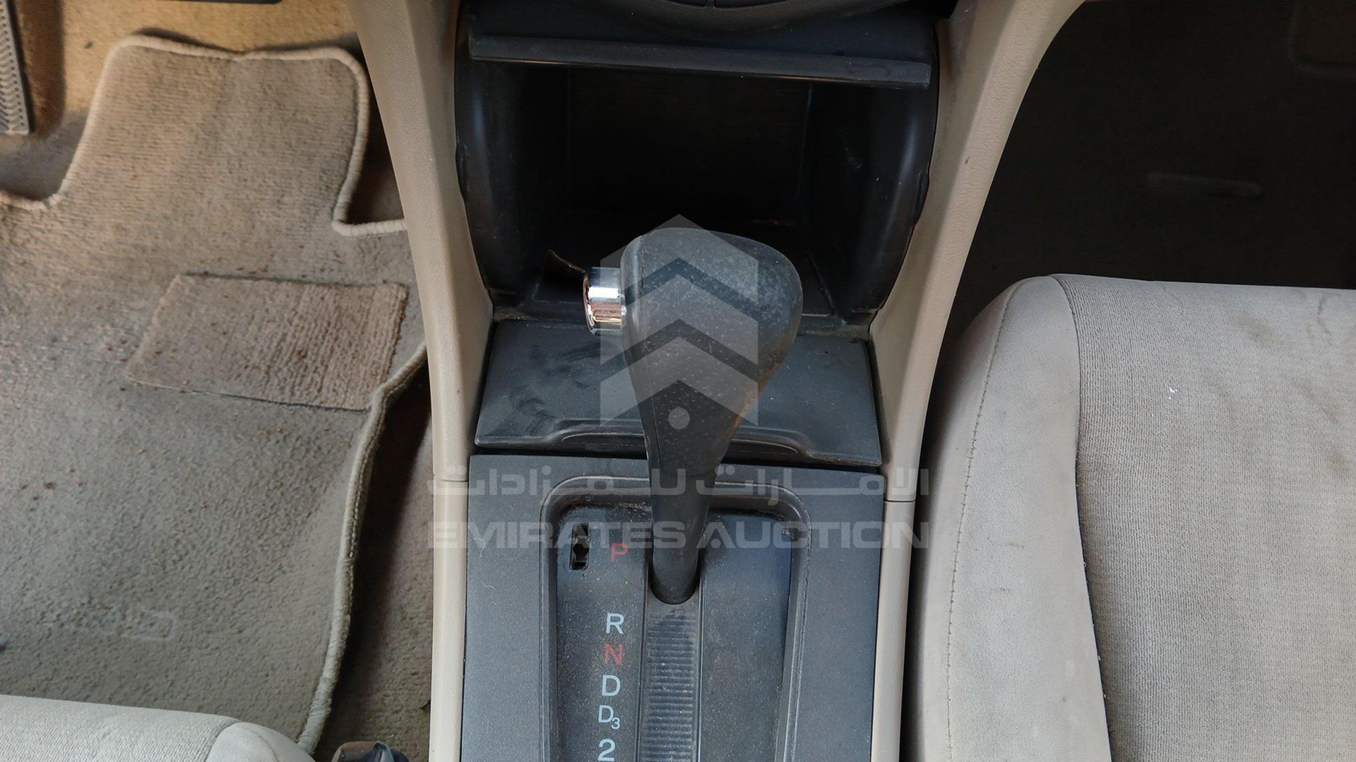 2005 HONDA ACCORD VIN: JHMCM56505C404812