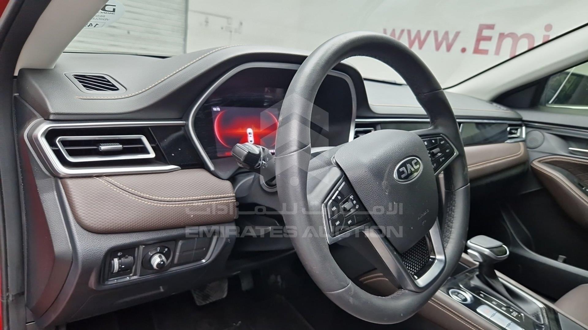 2023 JAC J7 VIN: LJ12FKT31P4015601