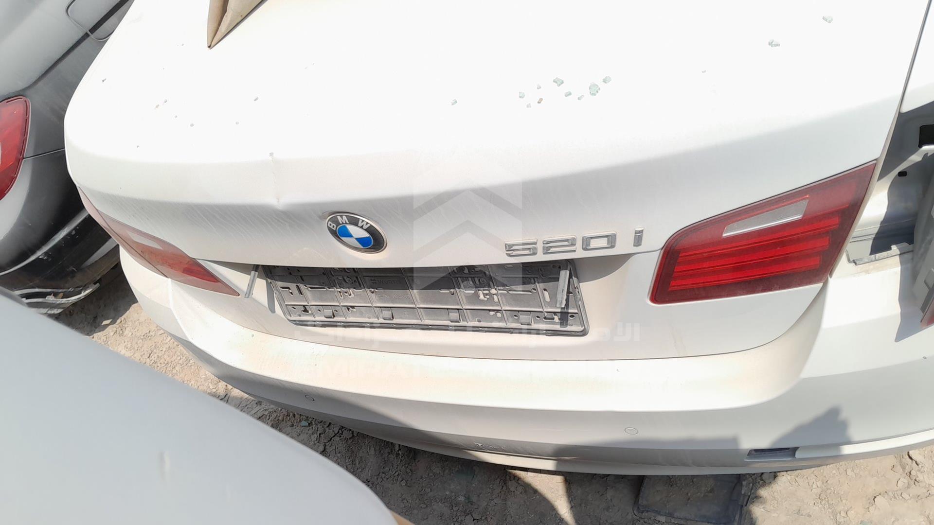 0 BMW 520 I VIN: WBA5A3101ED004865