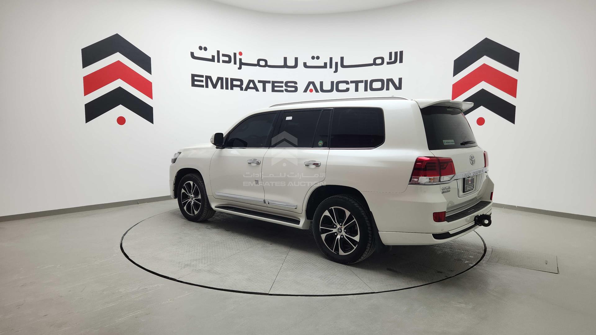 2021 TOYOTA LAND CRUISER VIN: JTMHX01J7M4225066