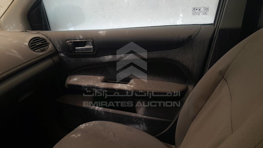2006 Ford Focus — Front Right Door — Photo 18