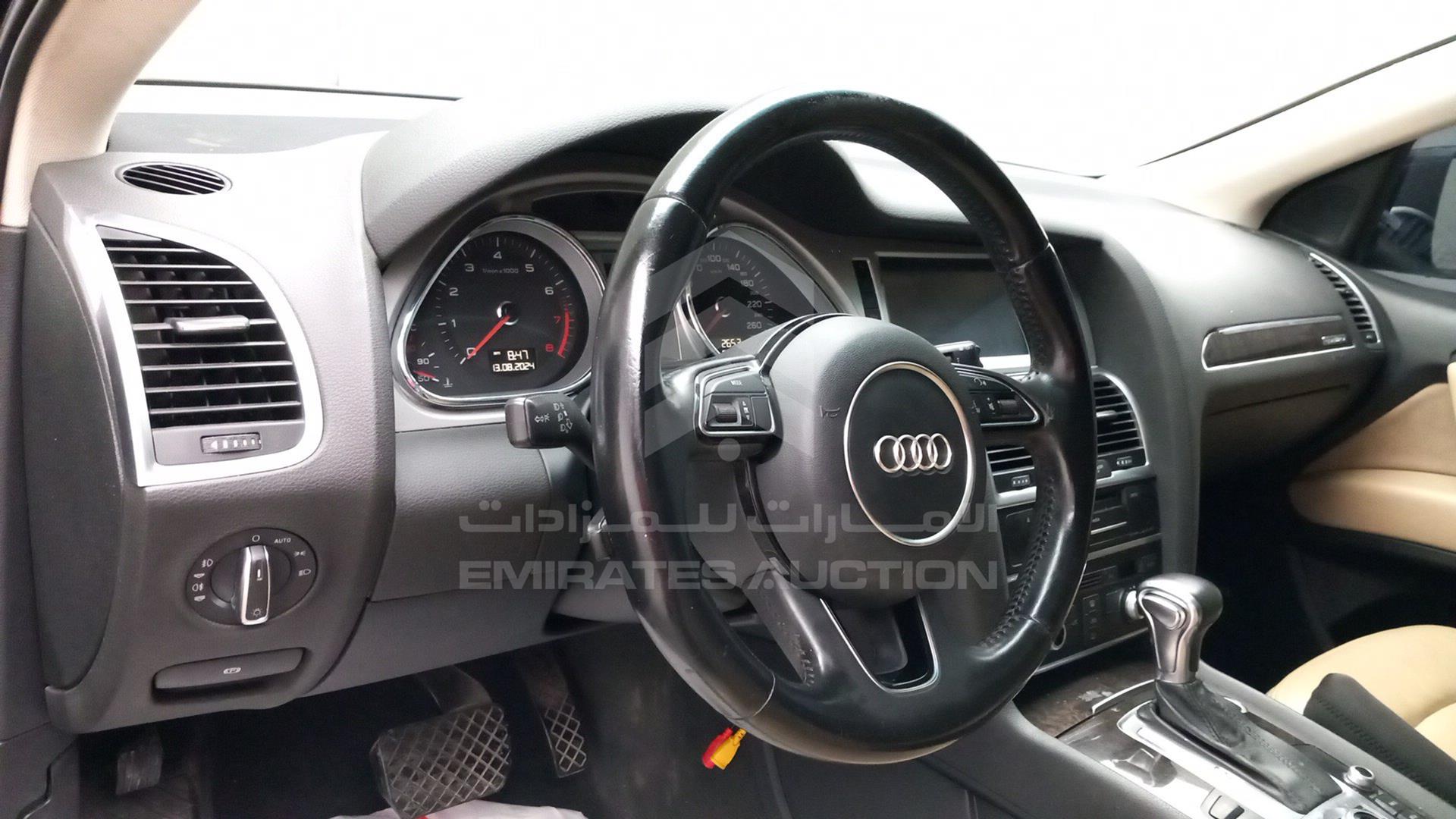 2015 AUDI Q7 VIN: WA1AGDFE1FD002085