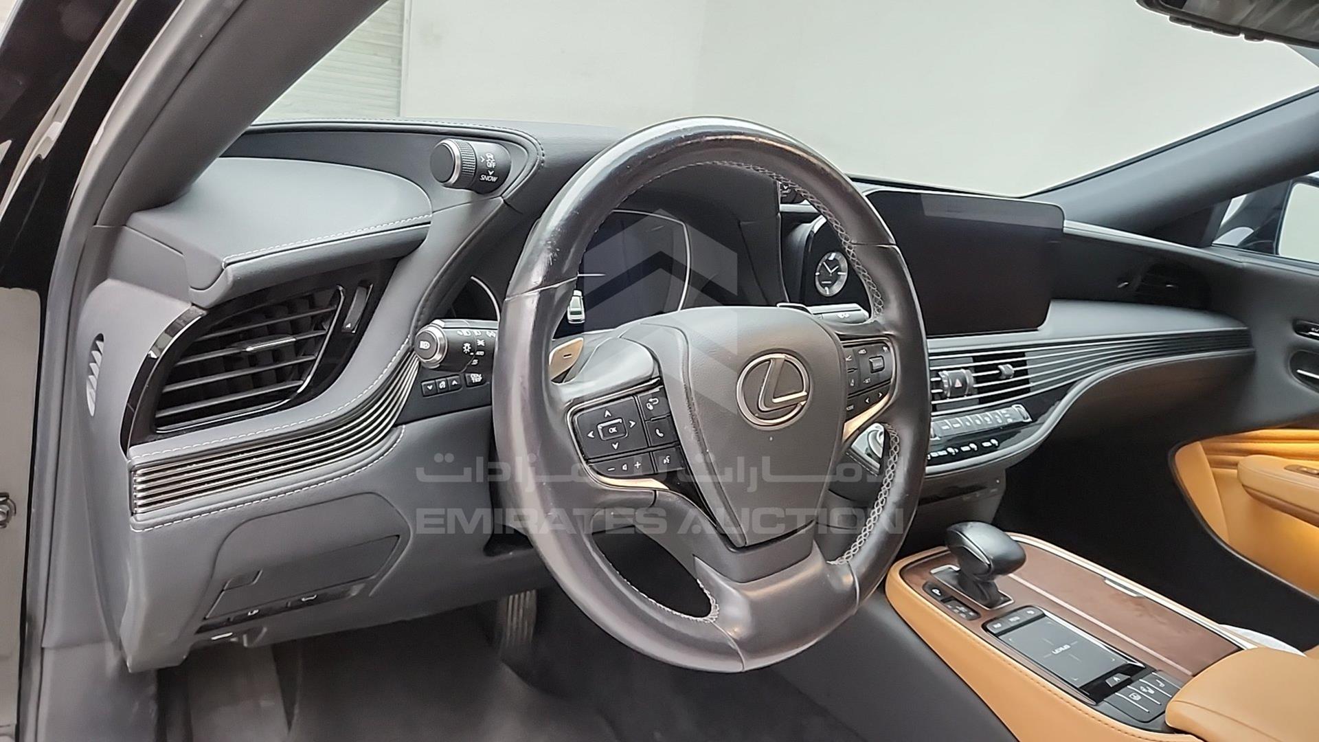 2021 LEXUS LS 500 VIN: JTHD51FF0M5015139