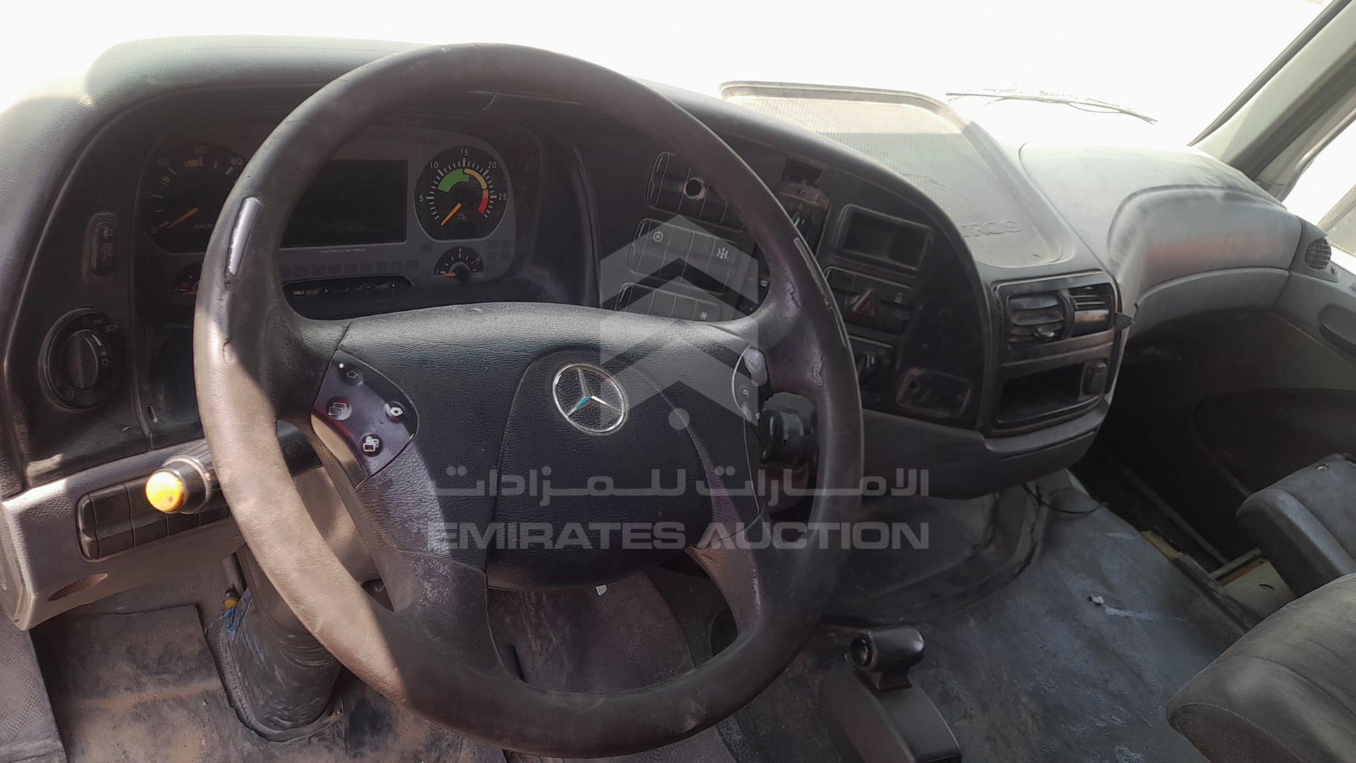 2008 MERCEDES ACTROS VIN: WDAKHCAA18L329393