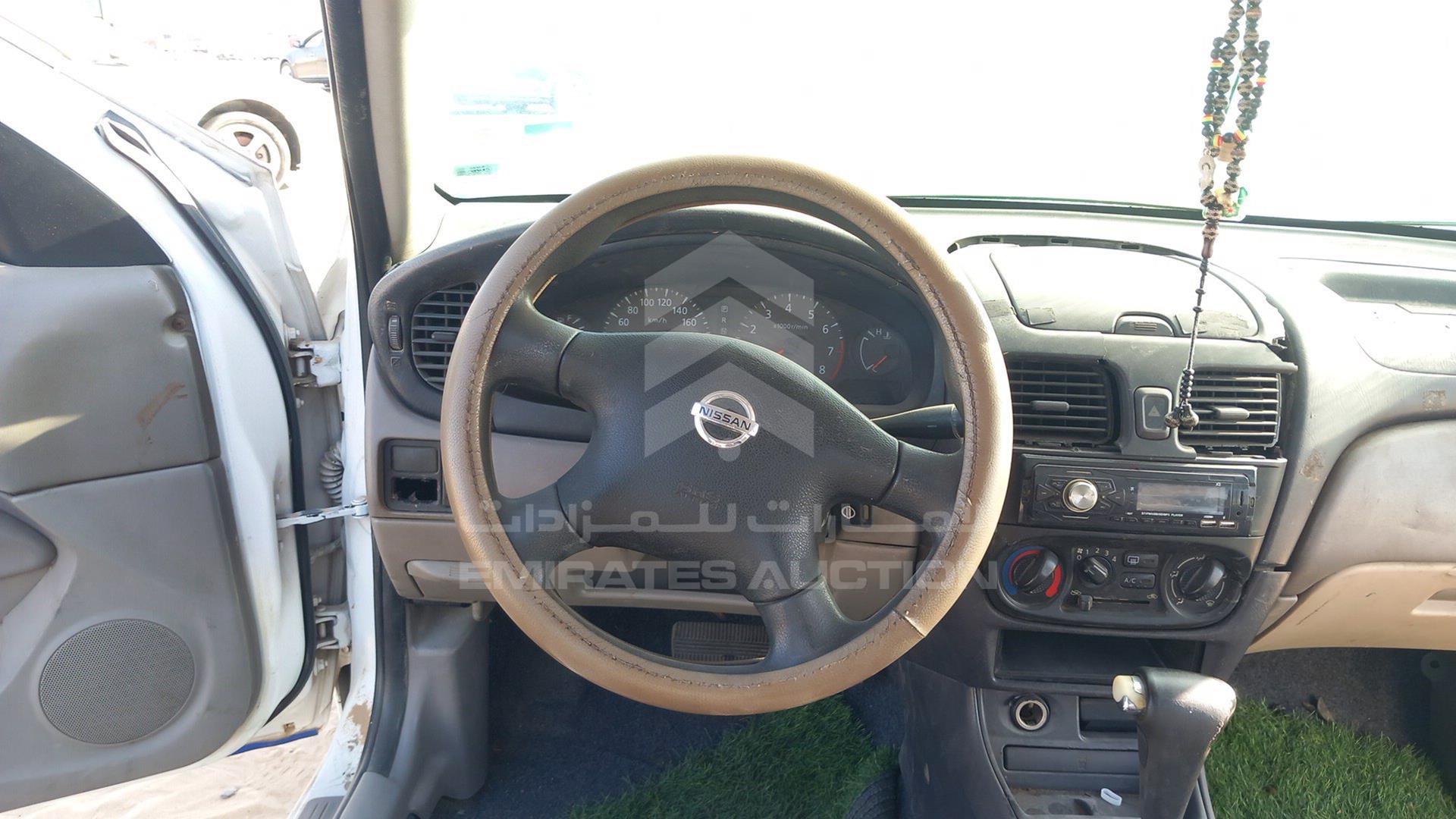 2001 NISSAN SUNNY VIN: JN1EN61C81W001613
