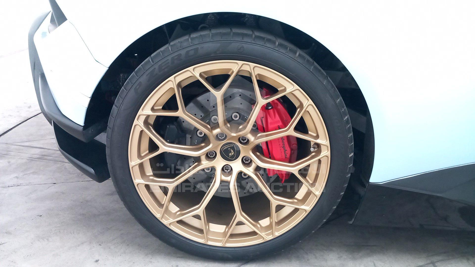 2018 LAMBORGHINI HURACAN VIN: ZHWED4ZF5JLA10123