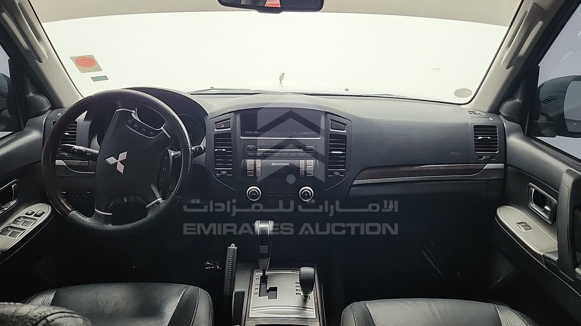2012 MITSUBISHI PAJERO VIN: JMYLRV95WCJ703378