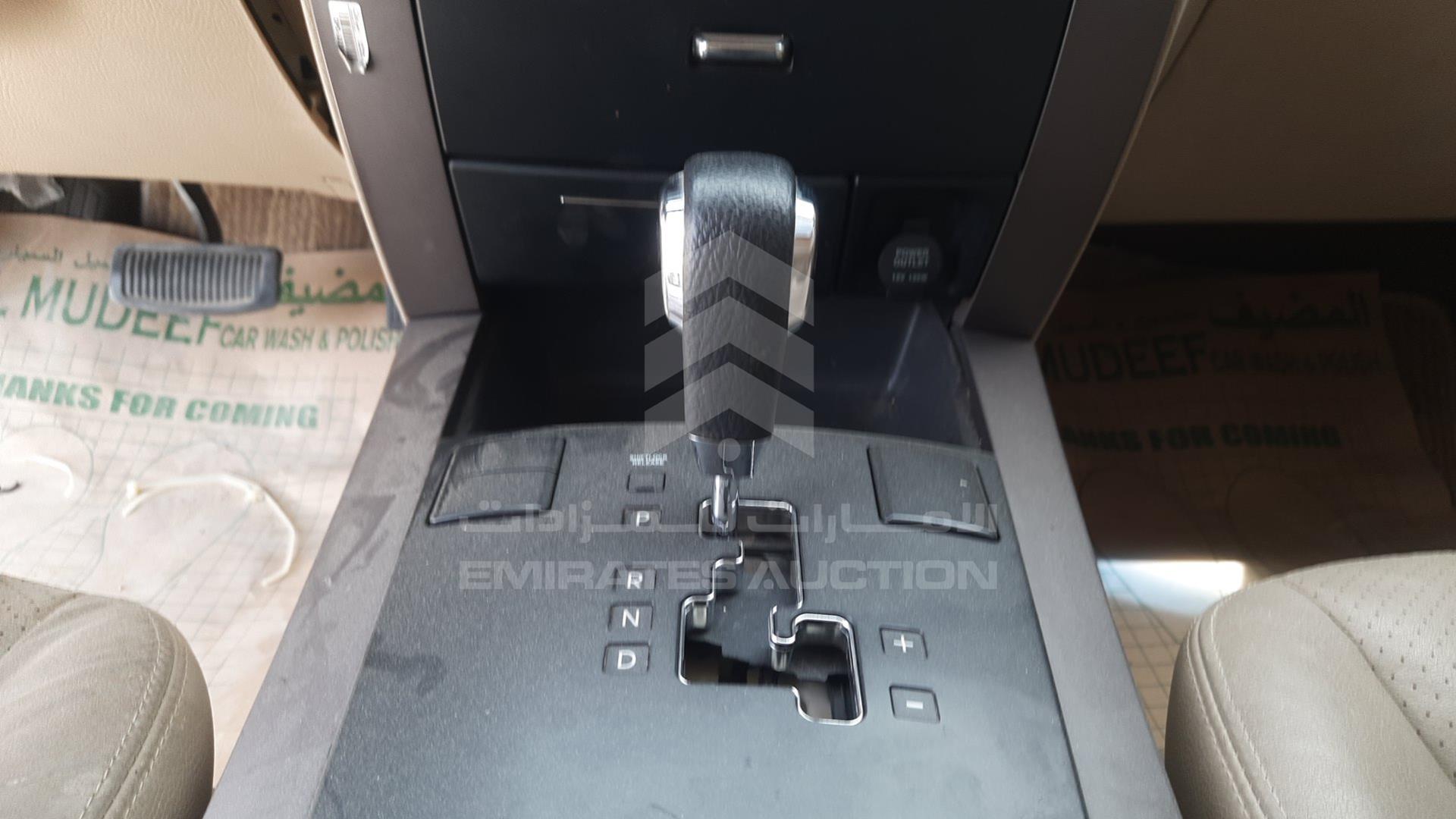 2013 KIA MOHAVE VIN: KNAKN8119D5098662