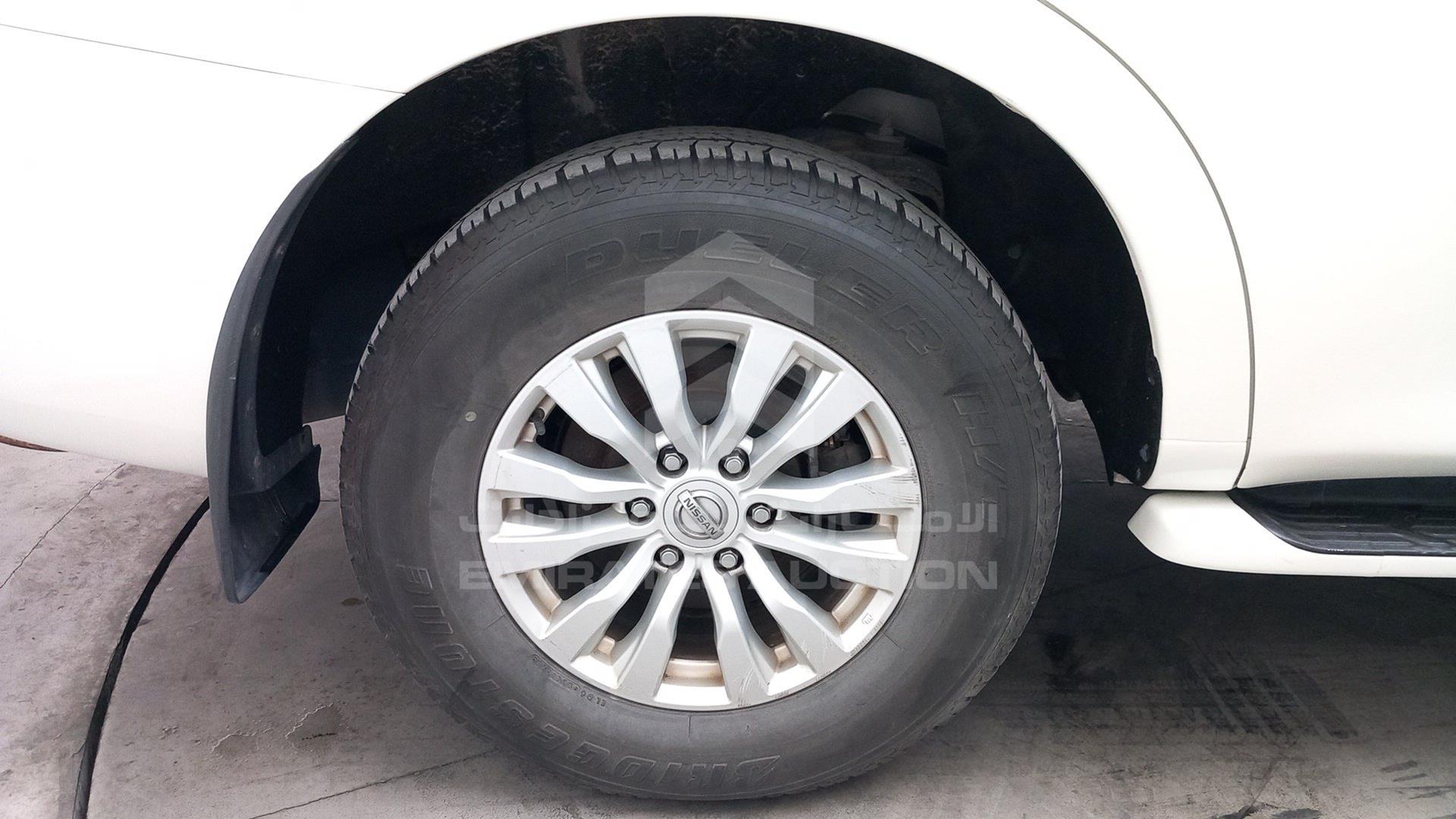 2017 NISSAN PATROL VIN: JN8AY2NY2H9306961