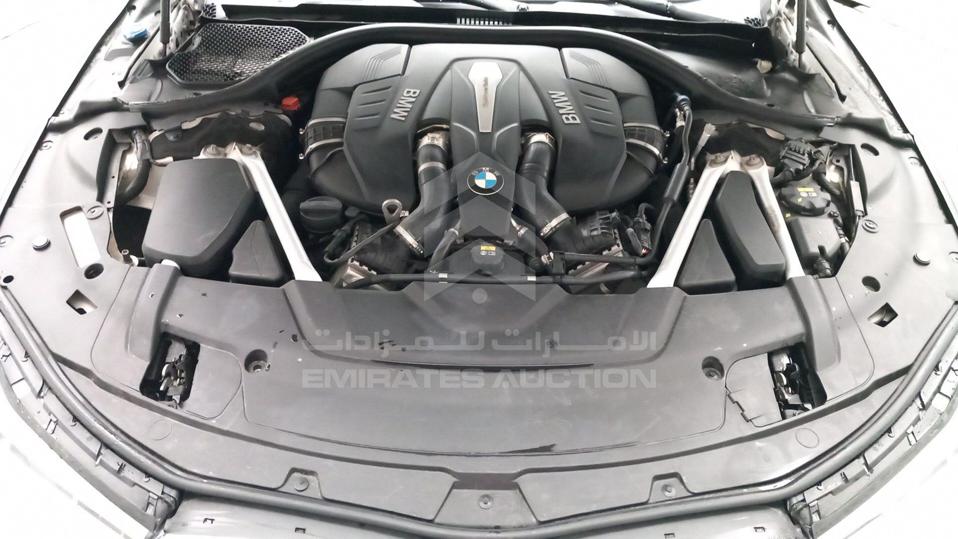 2019 BMW 750 VIN: WBA7F0C53KGM24963
